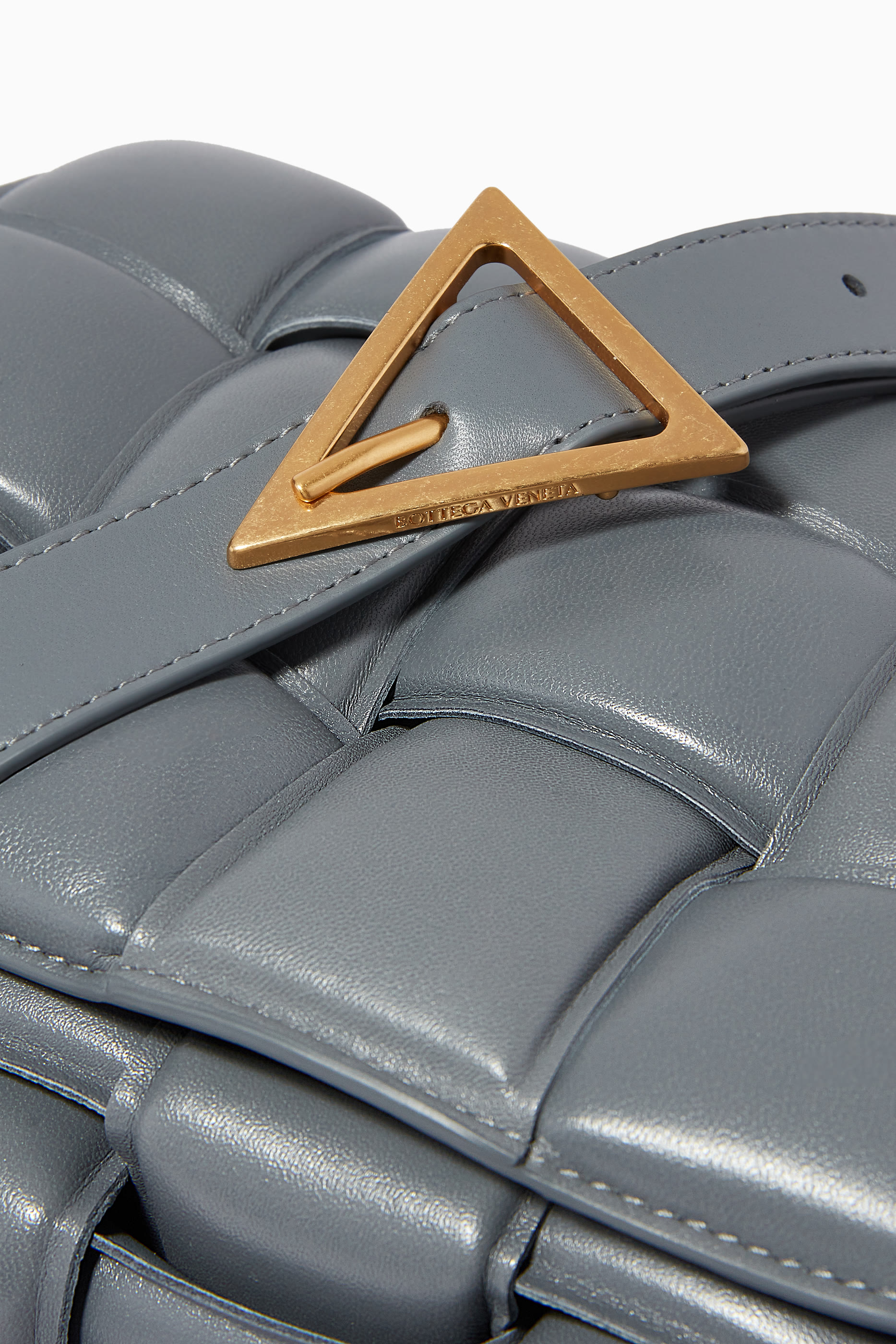 حقيبة كاسيت بتصميم مبطن