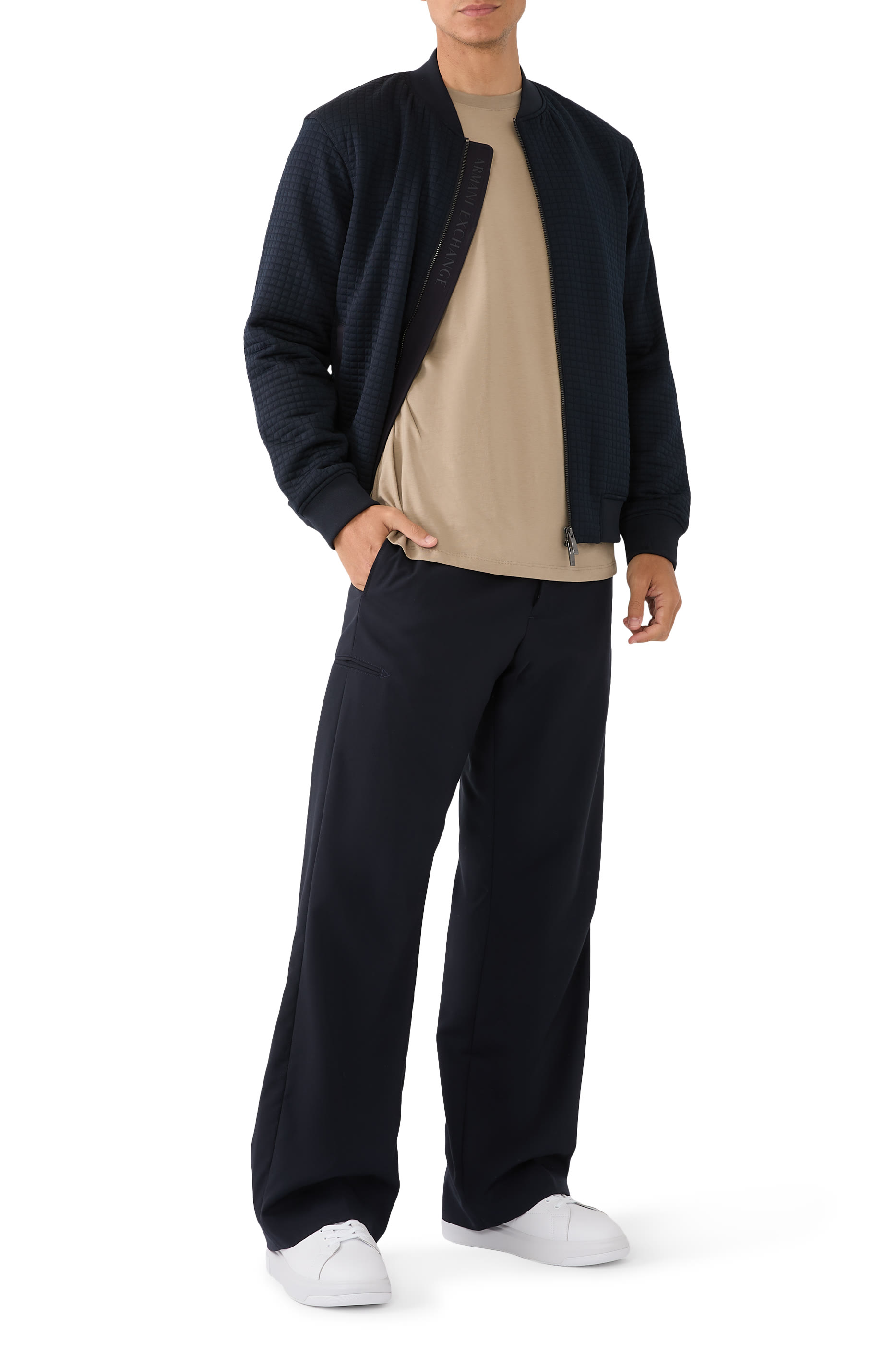 تيشيرت بحروف شعار الماركة جيرسيه