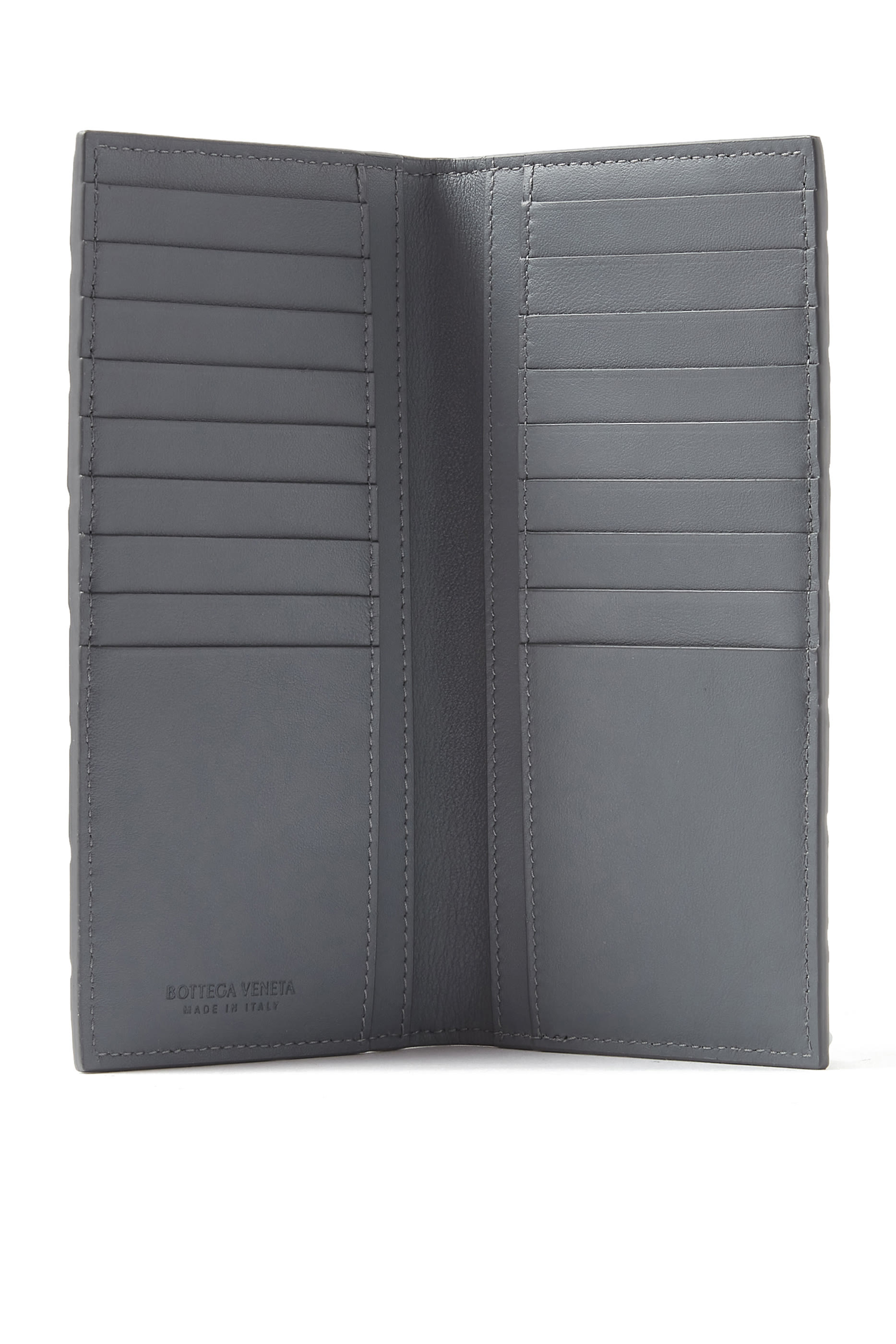 محفظة رفيعة مستطيلة