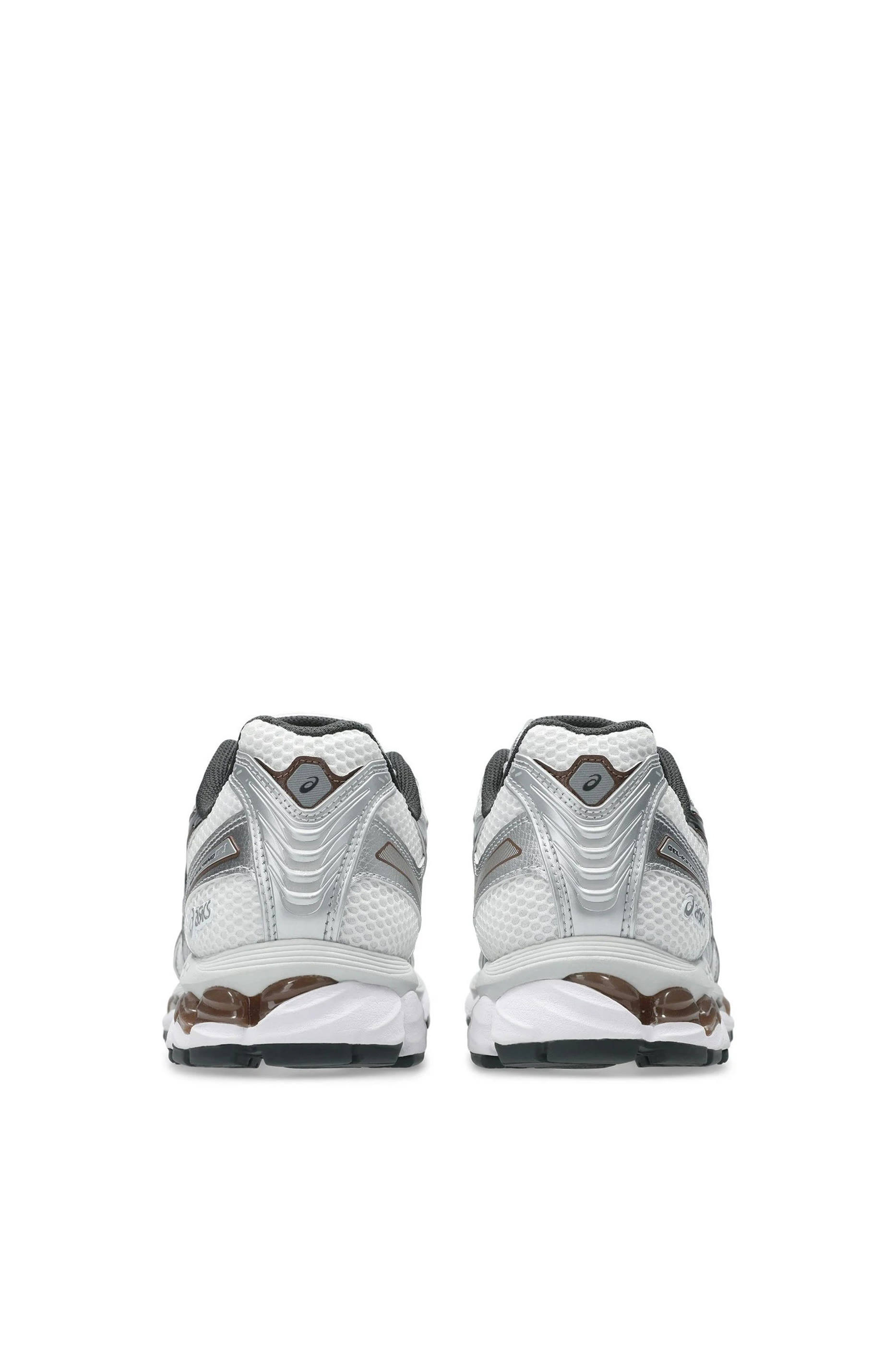 سنيكرز جل-كيانو 12.1