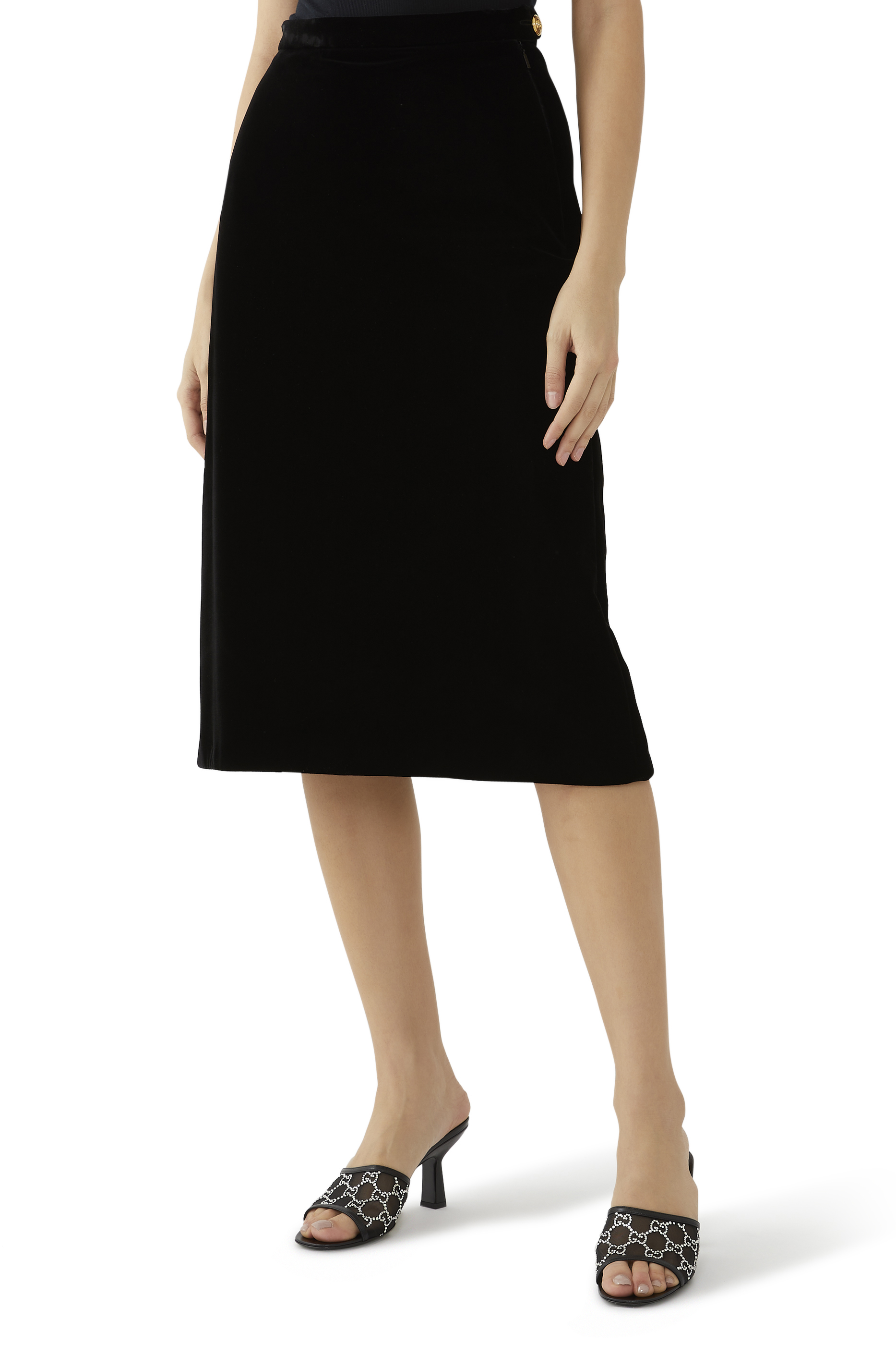 تنورة مخمل حرير