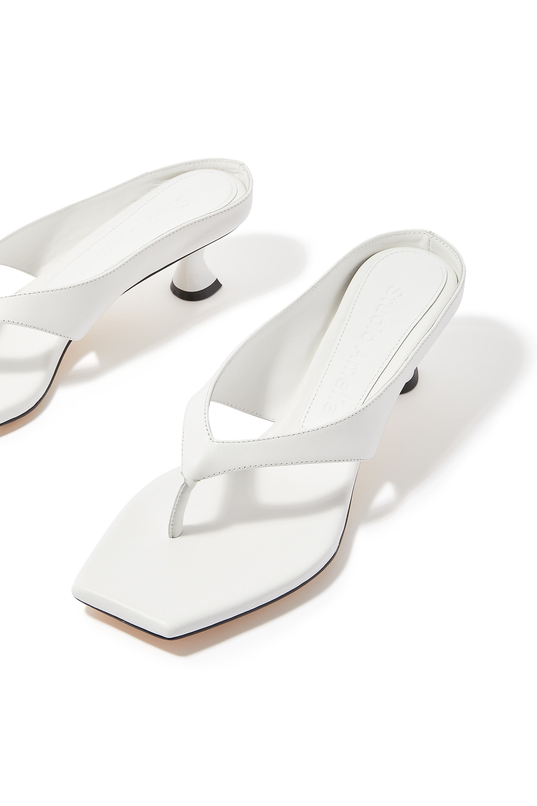 صندل أنجيلا 40 ثونغ