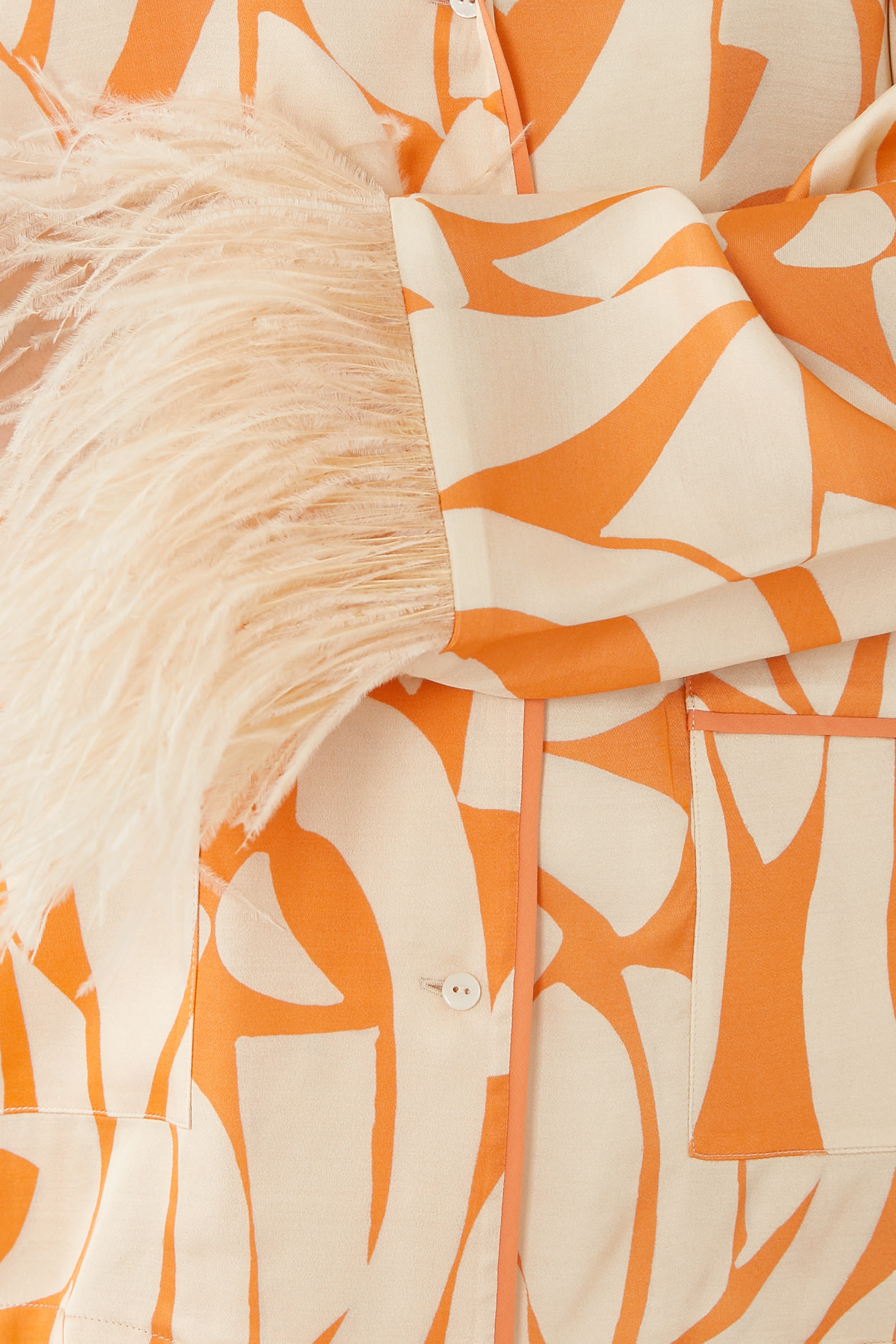 بلوزة برازا بطبعة