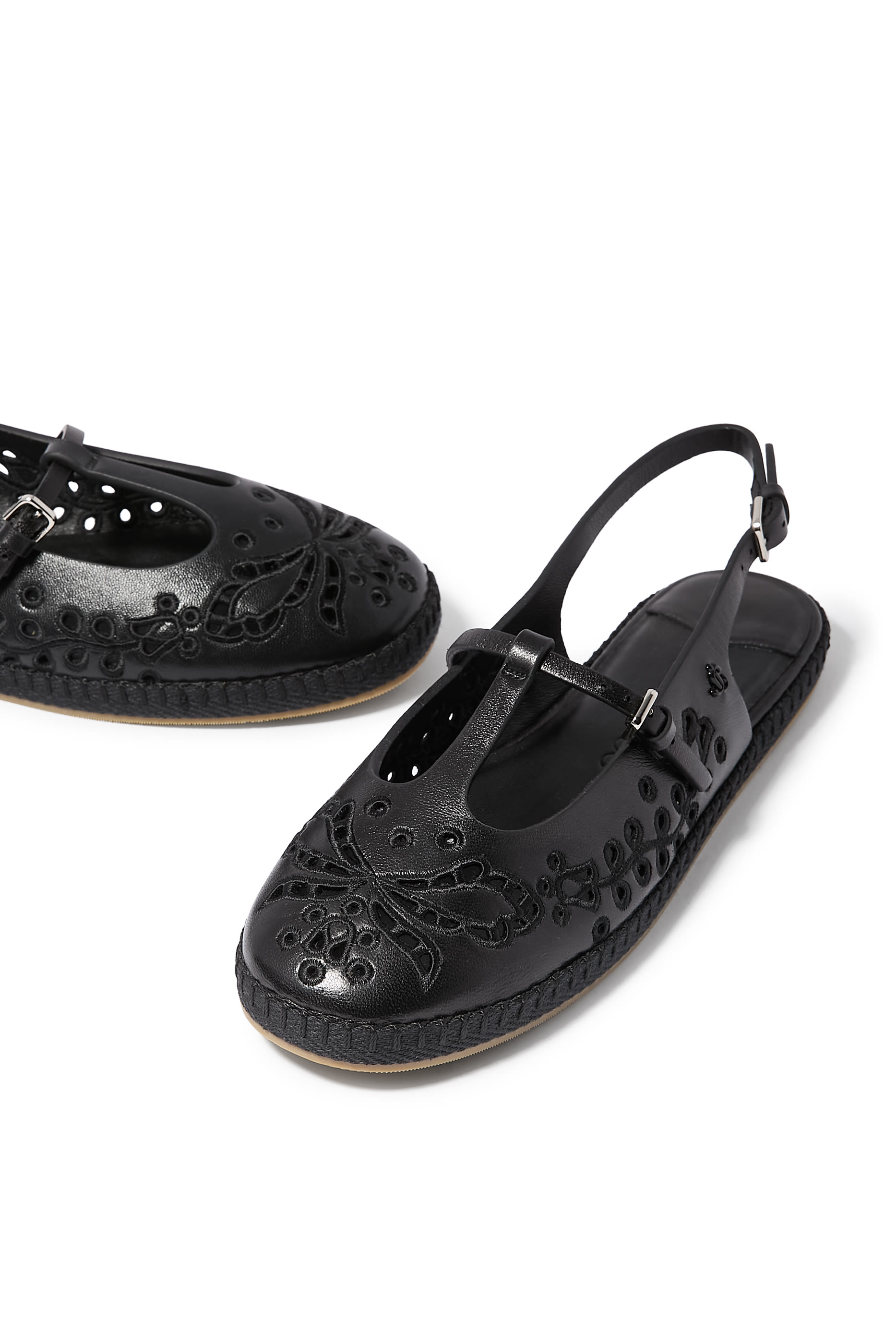 حذاء إسبادريل بنعل مسطح