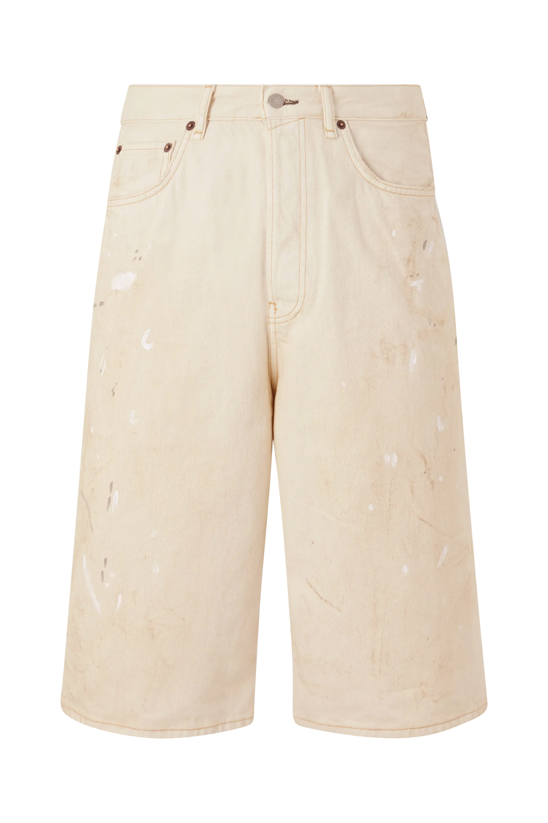 شورت دنيم بتفاصيل ممزقة