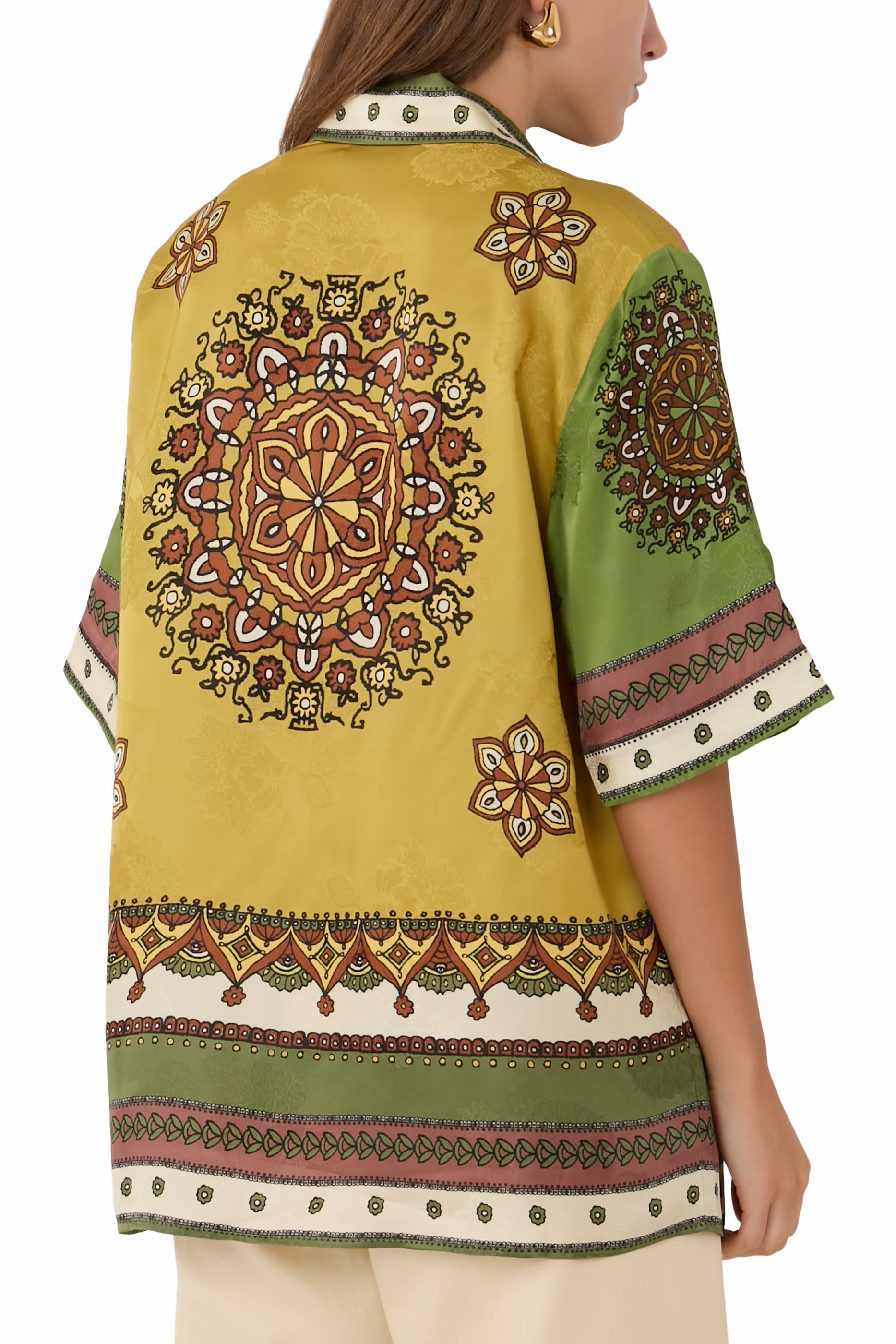 قميص كونتينا