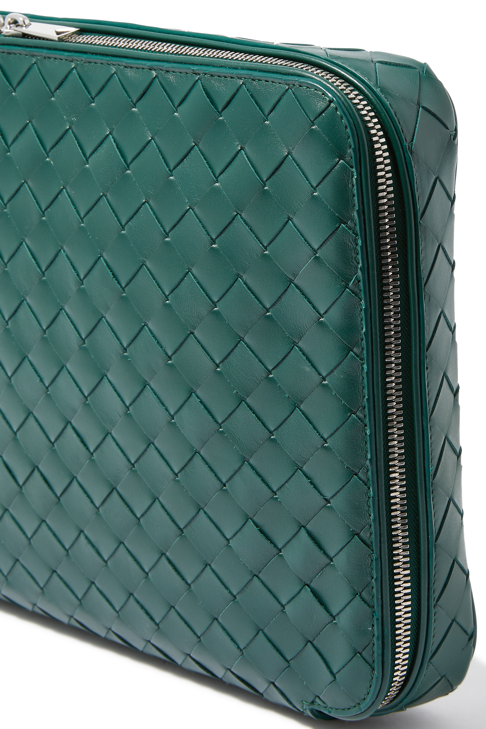 حقيبة صغيرة بتصميم مربع مجدول