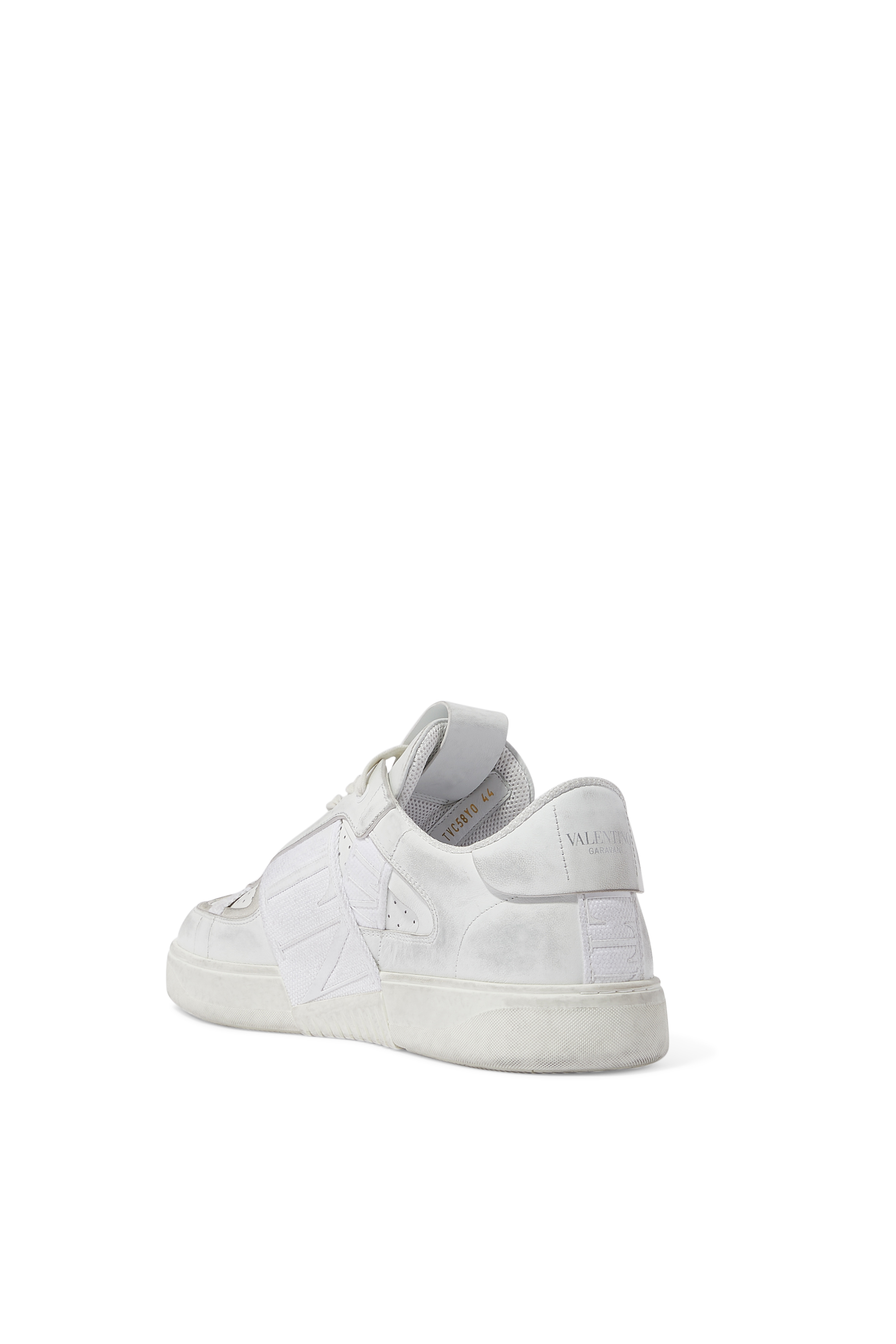 سنيكرز جلد بشعار VL7N