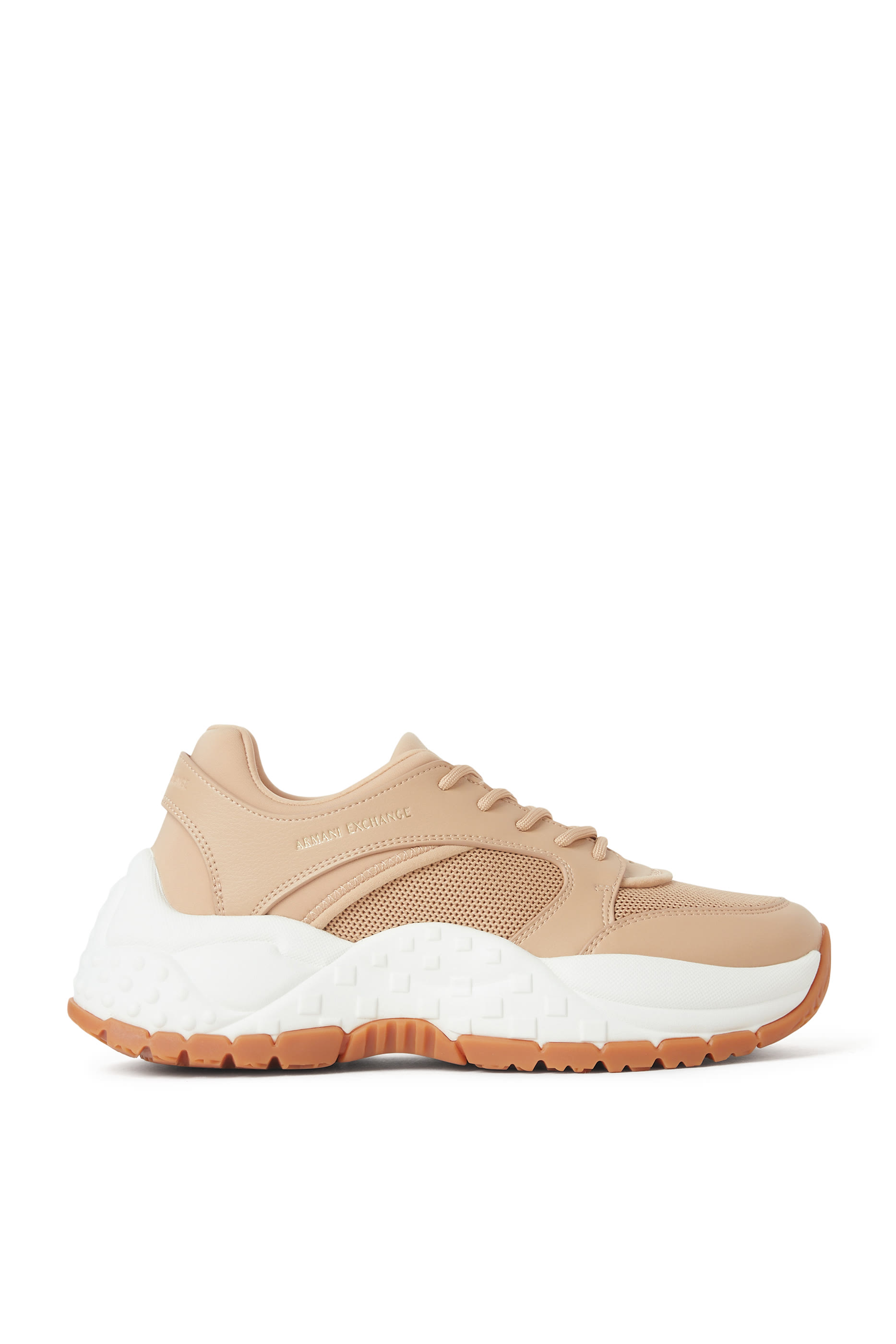 سنيكرز بشعار الماركة قماش معالج