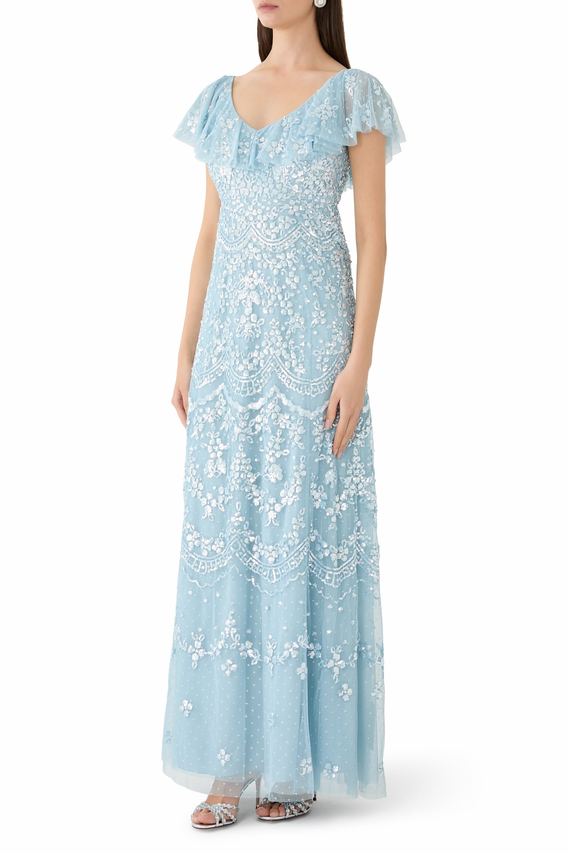 فستان سهرة فريا بياقة V