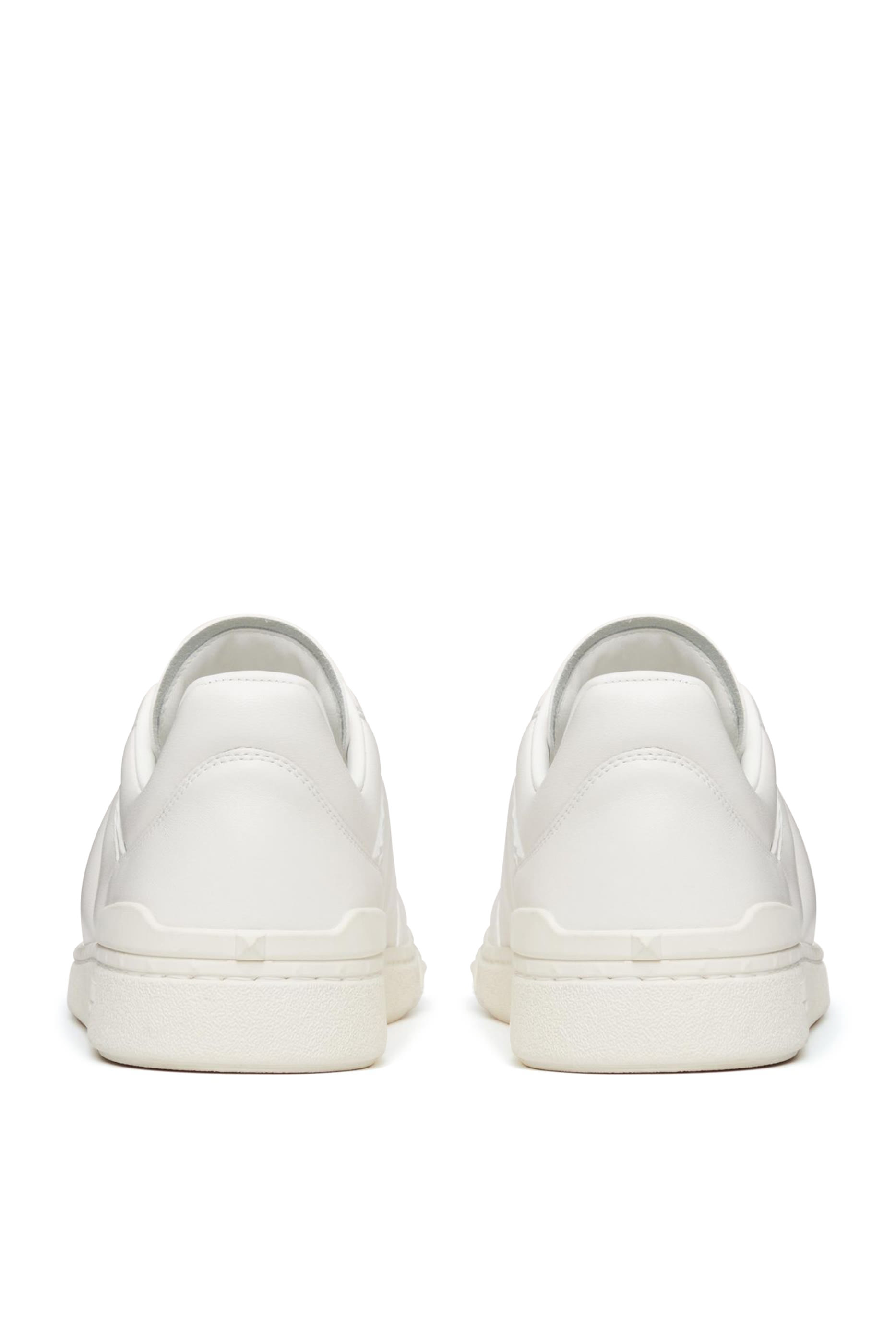 سنيكرز أبفيلج بكاحل منخفض جلد نابا