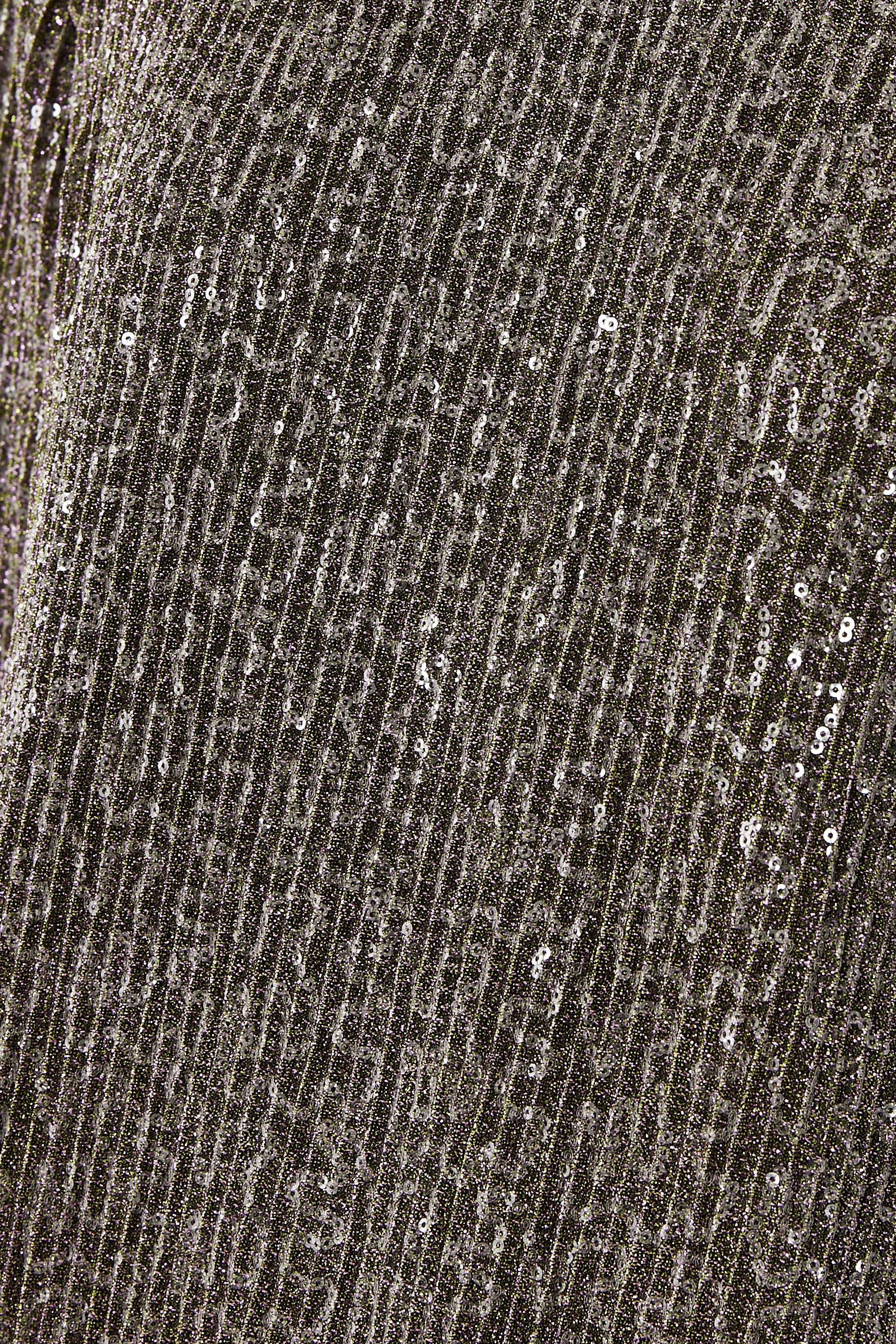 بلوزة أوديس مطرزة بالترتر