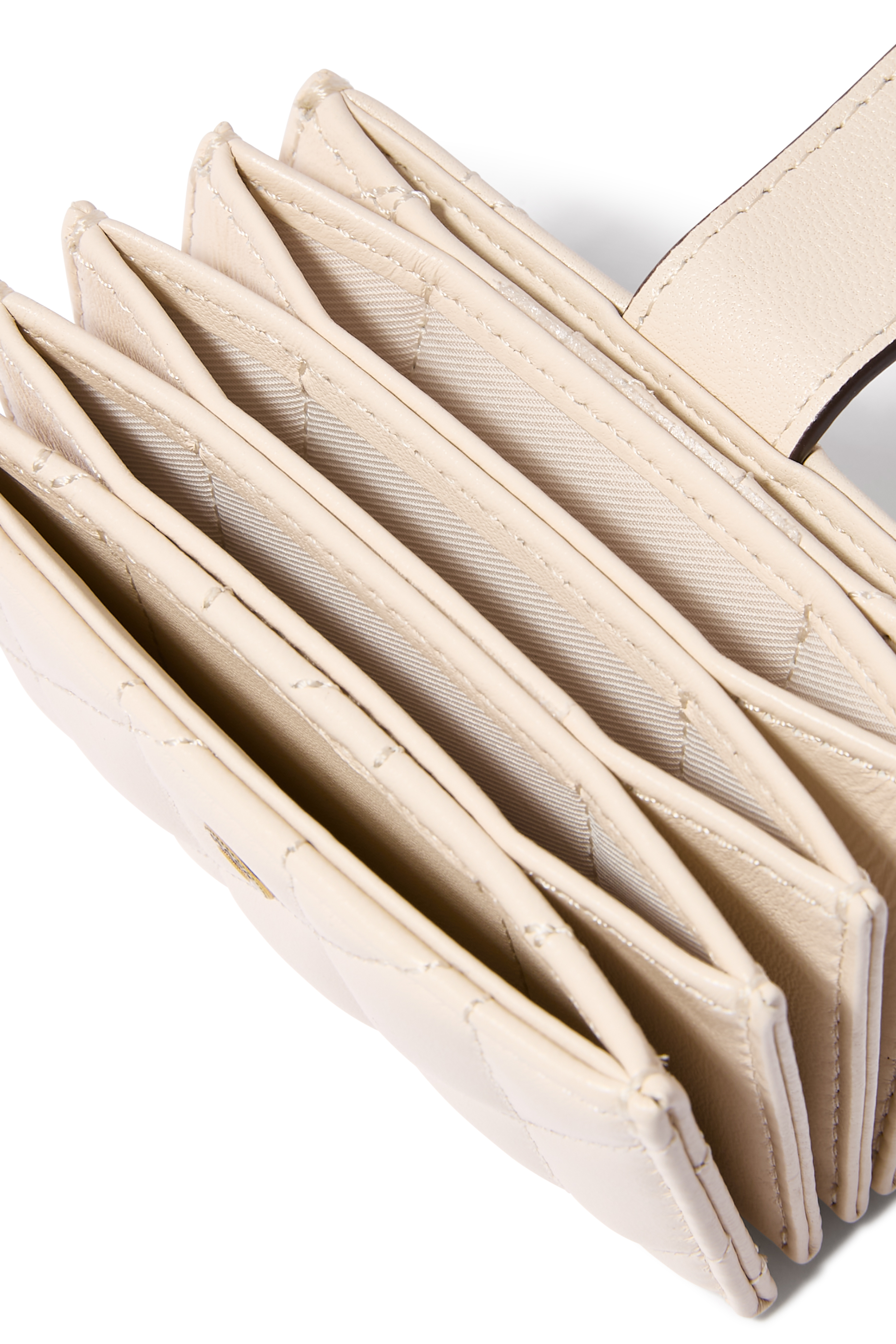 حافظة بطاقات متعددة بتصميم مبطن إسنشال