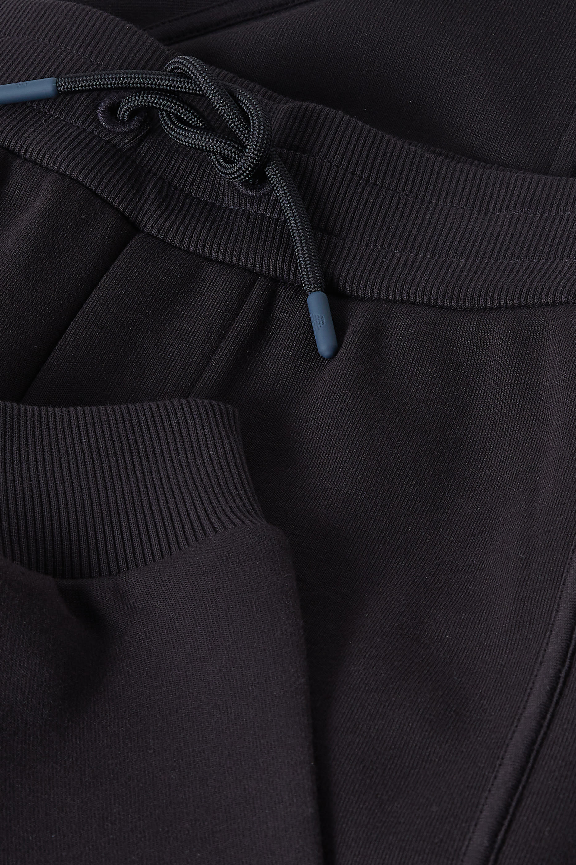 طقم بدلة رياضية مطرز بشعار الماركة مزيج قطن للأطفال