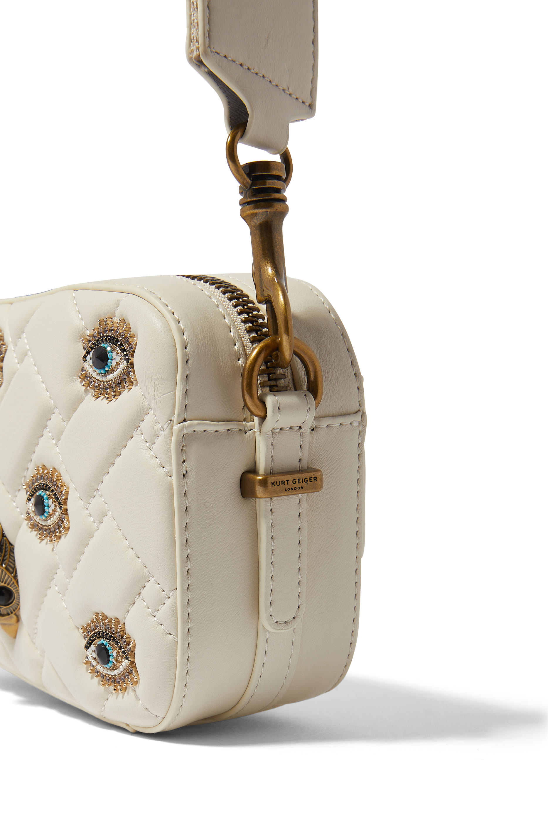 حقيبة كاميرا كنسينغتون صغيرة مزينة بعين