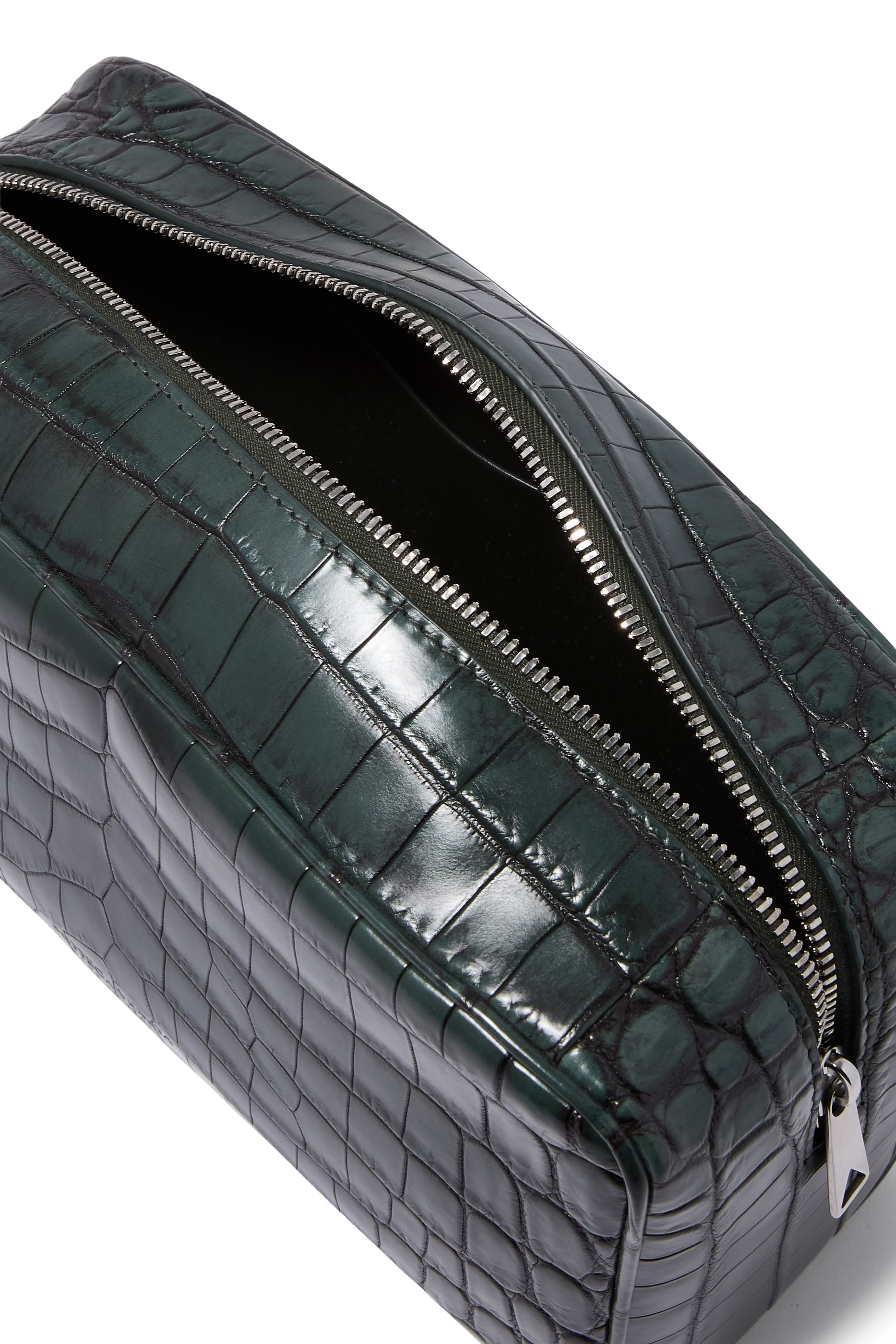 حقيبة سفر نيلوتيكوس