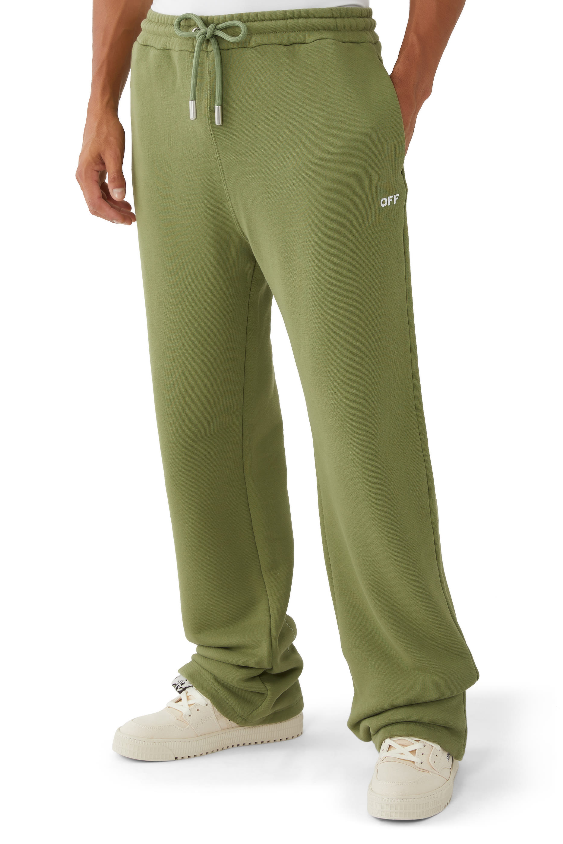 بنطال رياضي بشعار الماركة