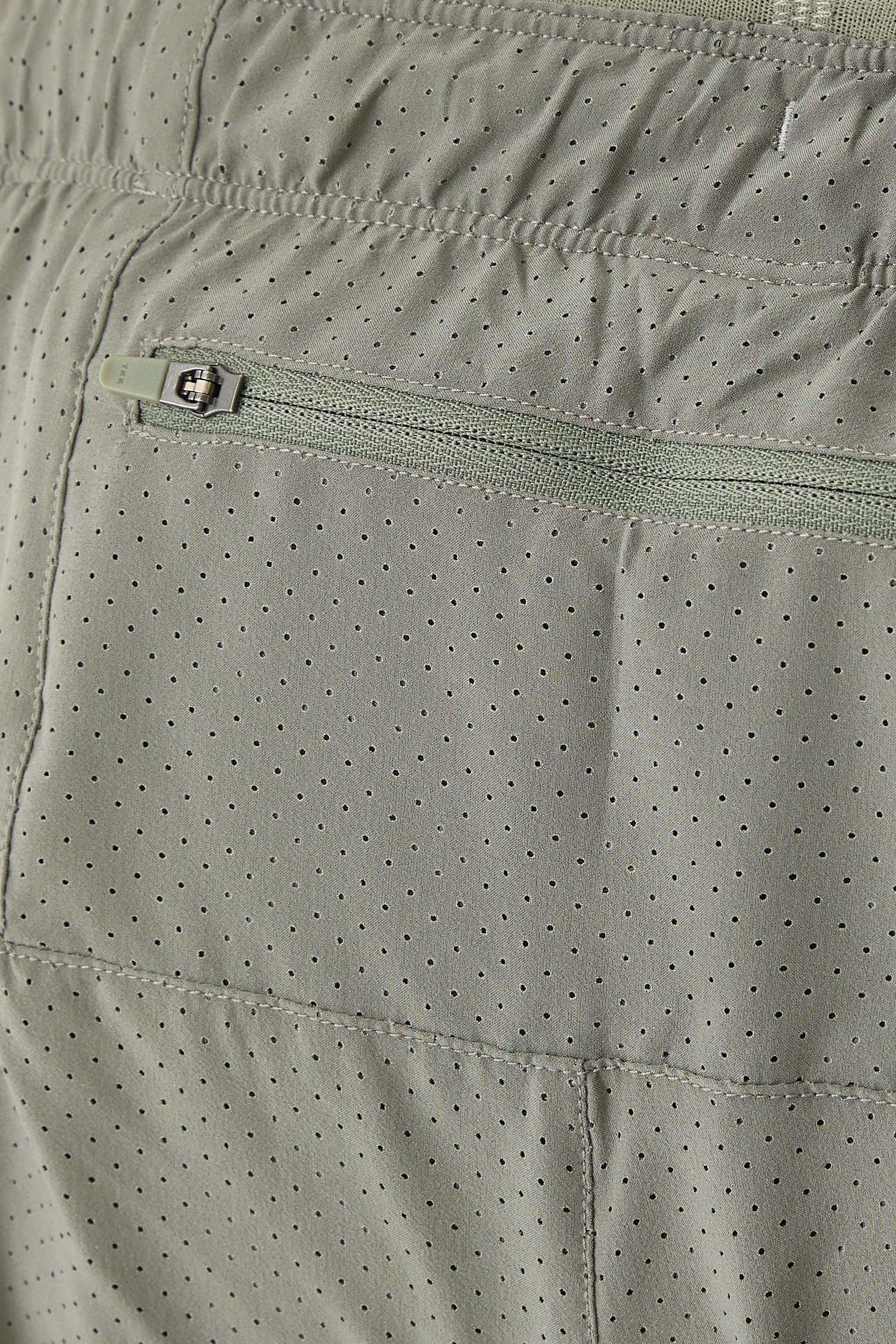 شورت أي إي آر أو