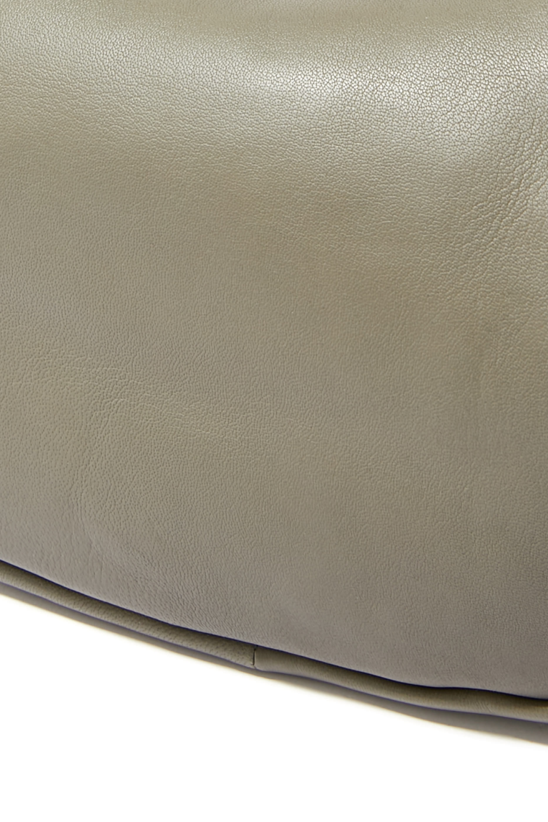 حقيبة سوفت بتصميم مقوس