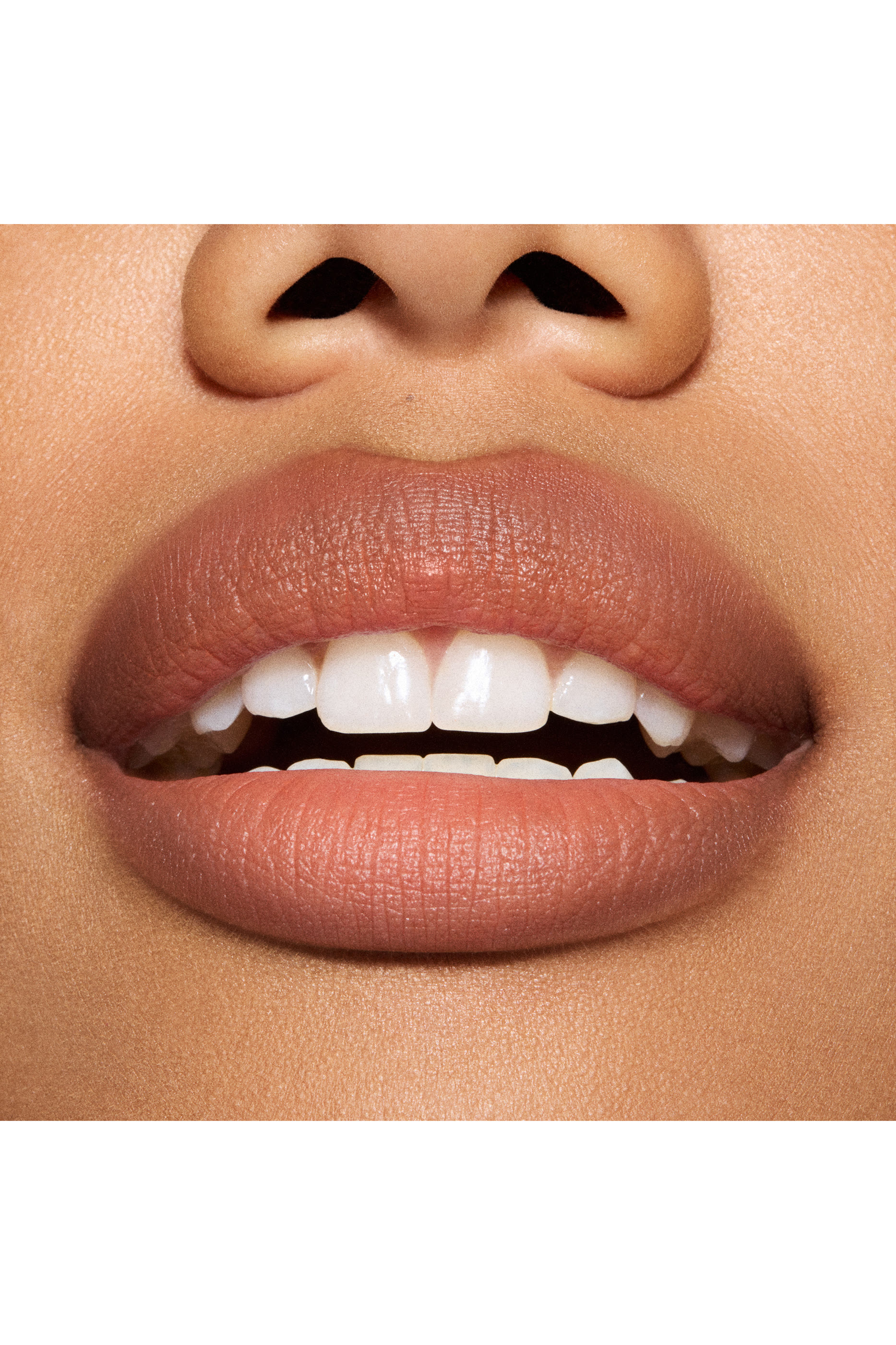 أحمر شفاه باودر كيس هايزي غير لامع