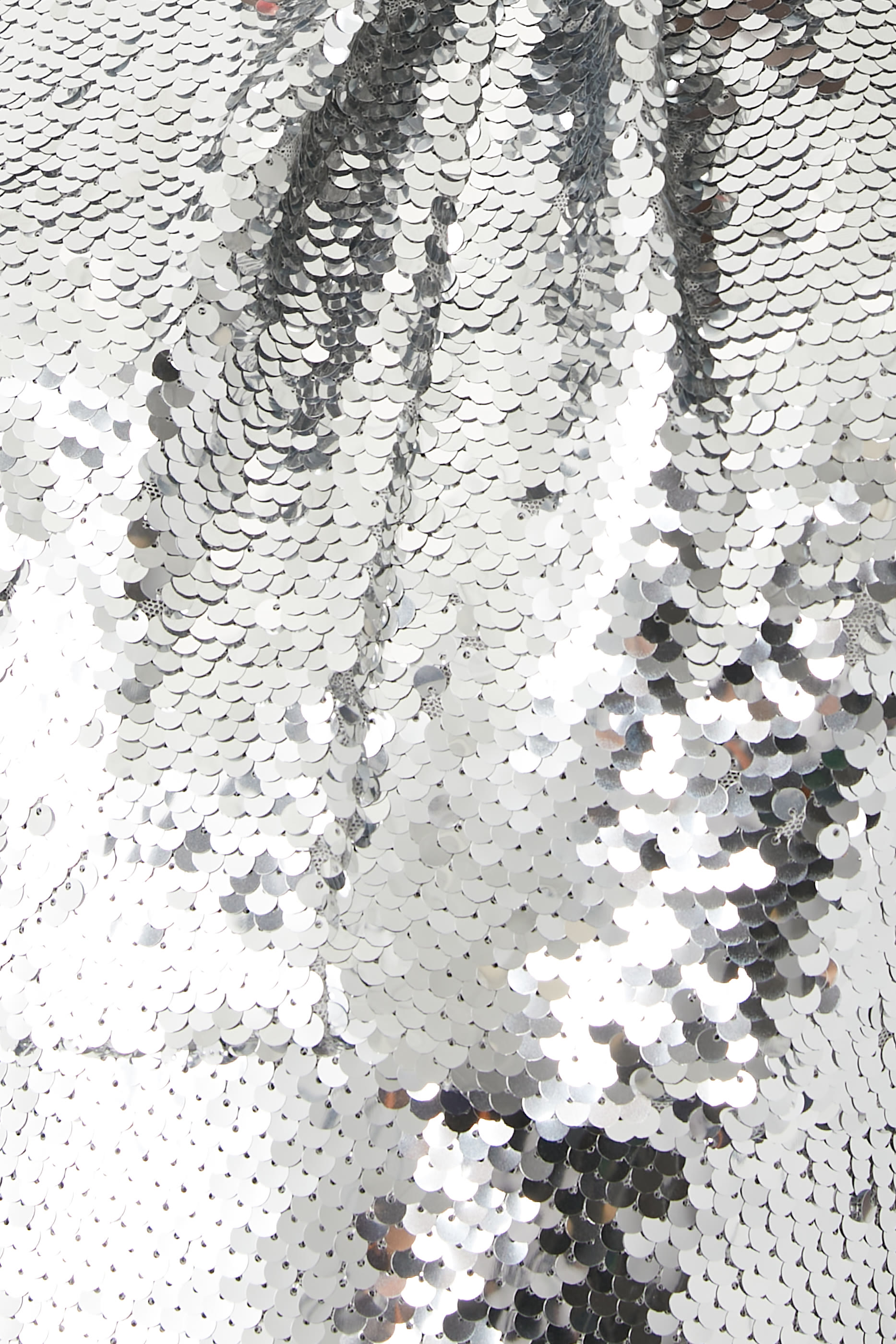 فستان متوسط الطول بتصميم ملفوف حول العنق وترتر