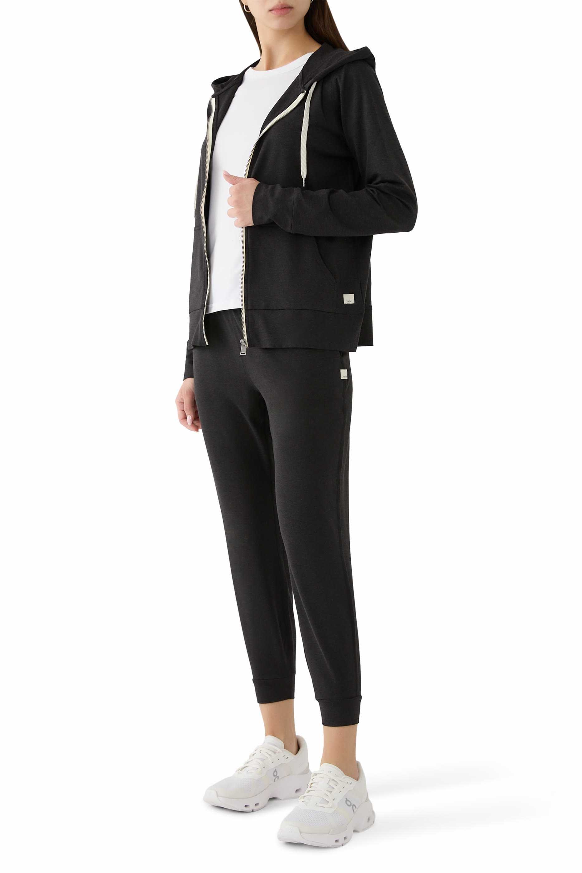 بنطال رياضي بيرفورمنس