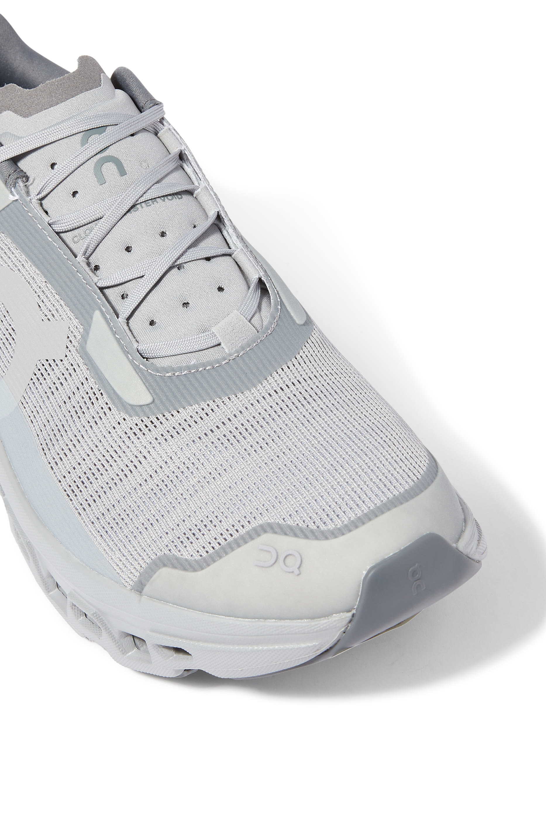 سنيكرز كلاودمونستر فويد