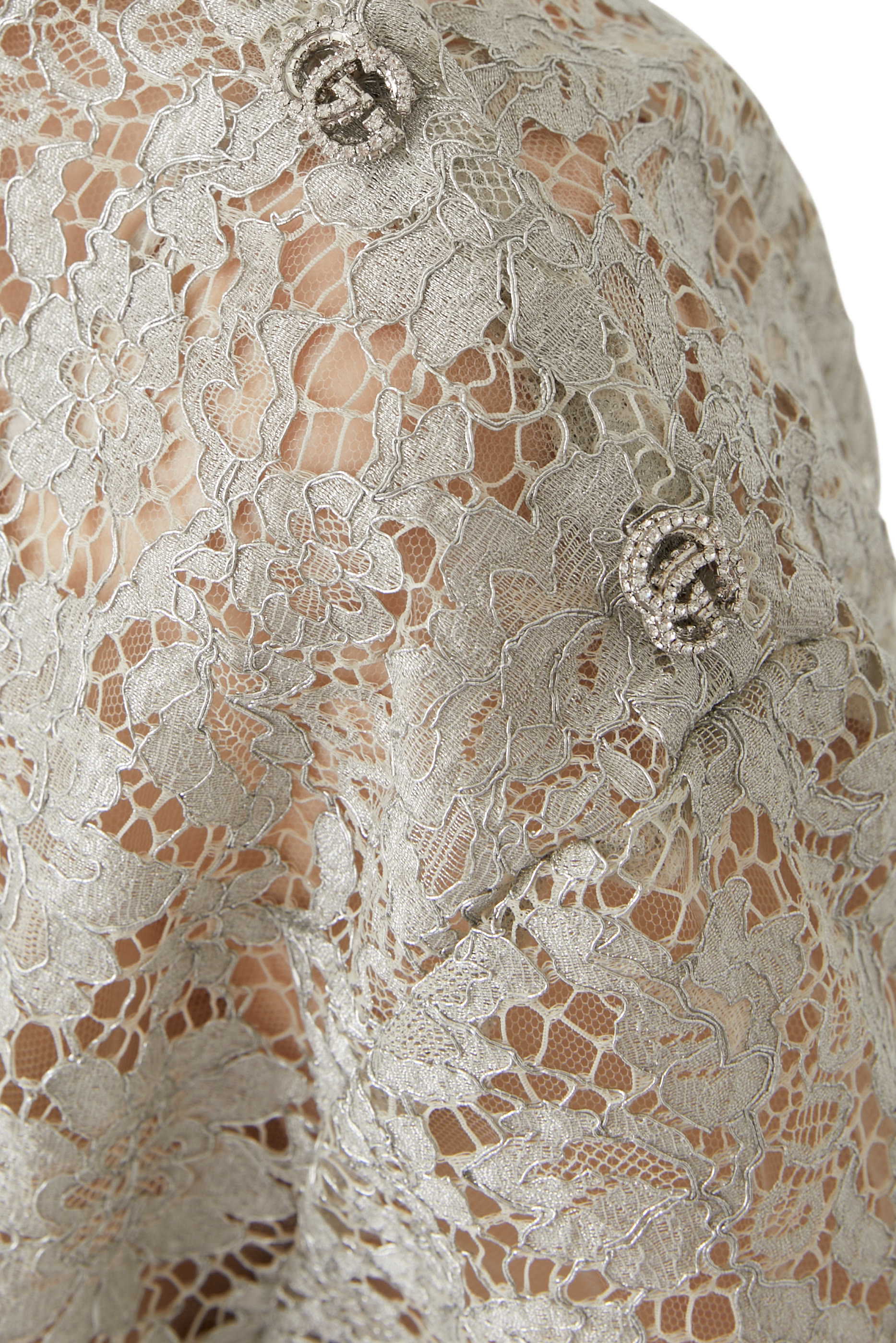 بلوزة بنقشة زهور قماش لامع