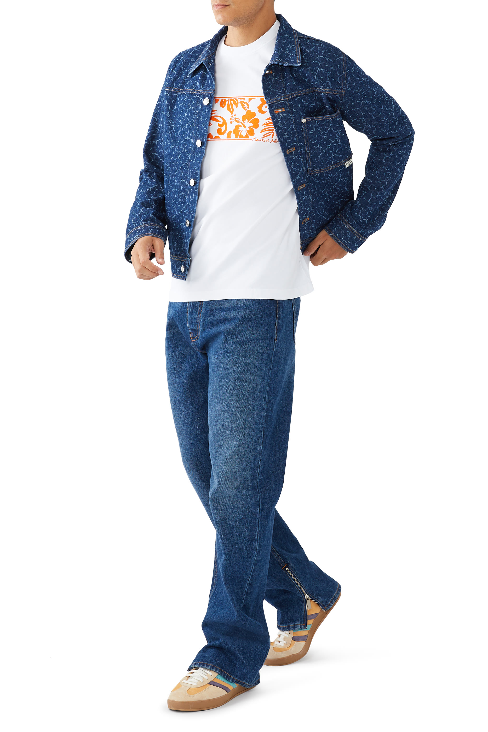 جاكيت دنيم بقصة مستقيمة