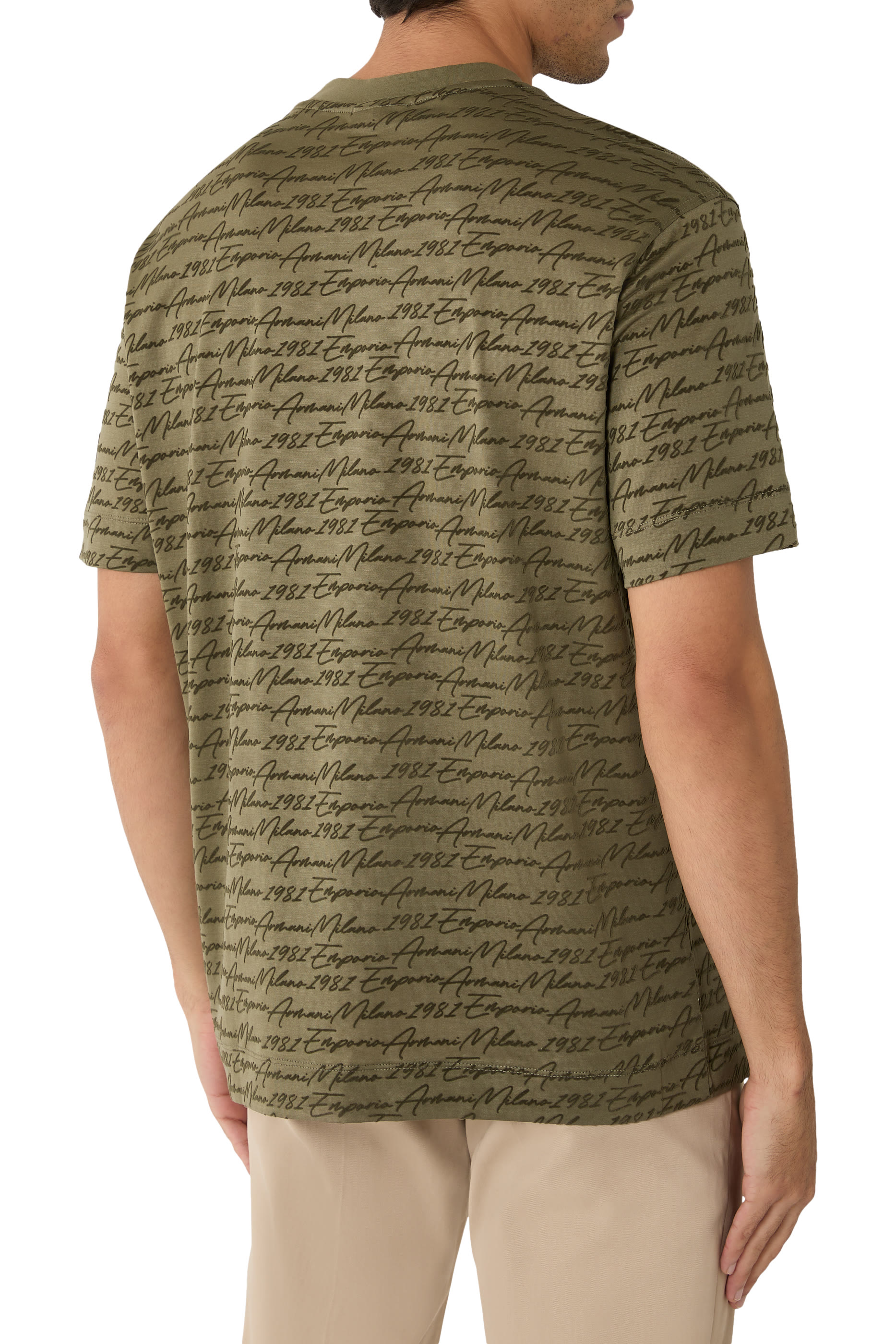 تيشبرت مزين كليا بشعار الماركة