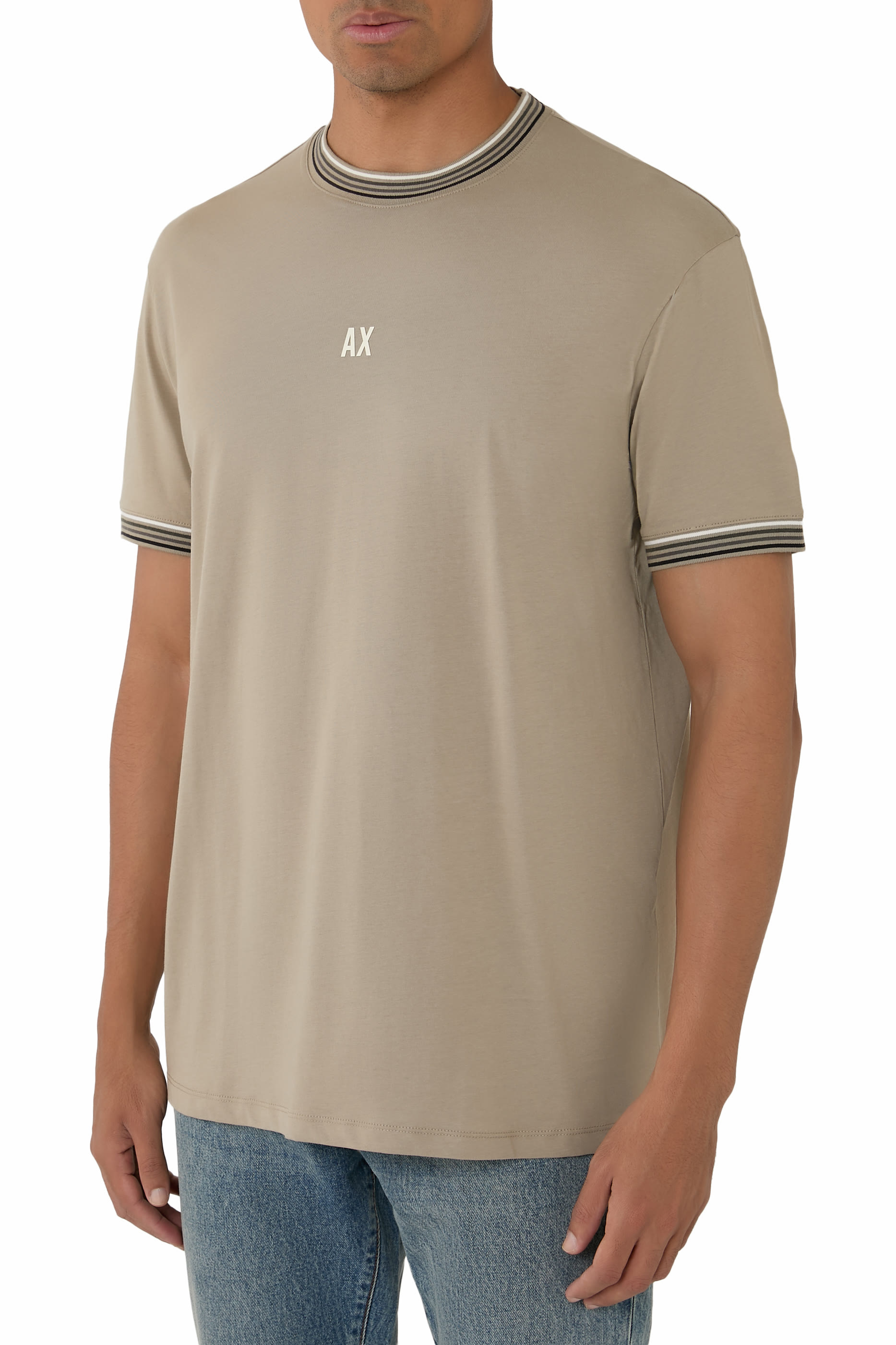 تيشيرت بشعار الماركة