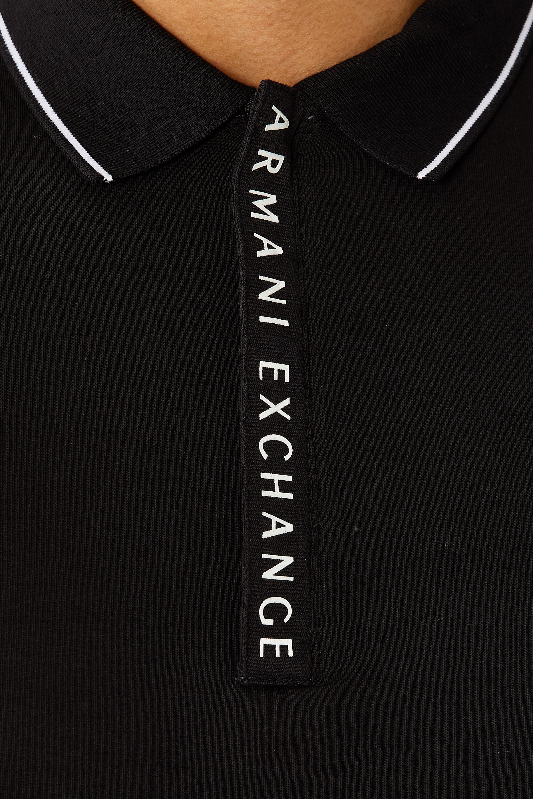 تي شيرت بولو بسحّاب قصير