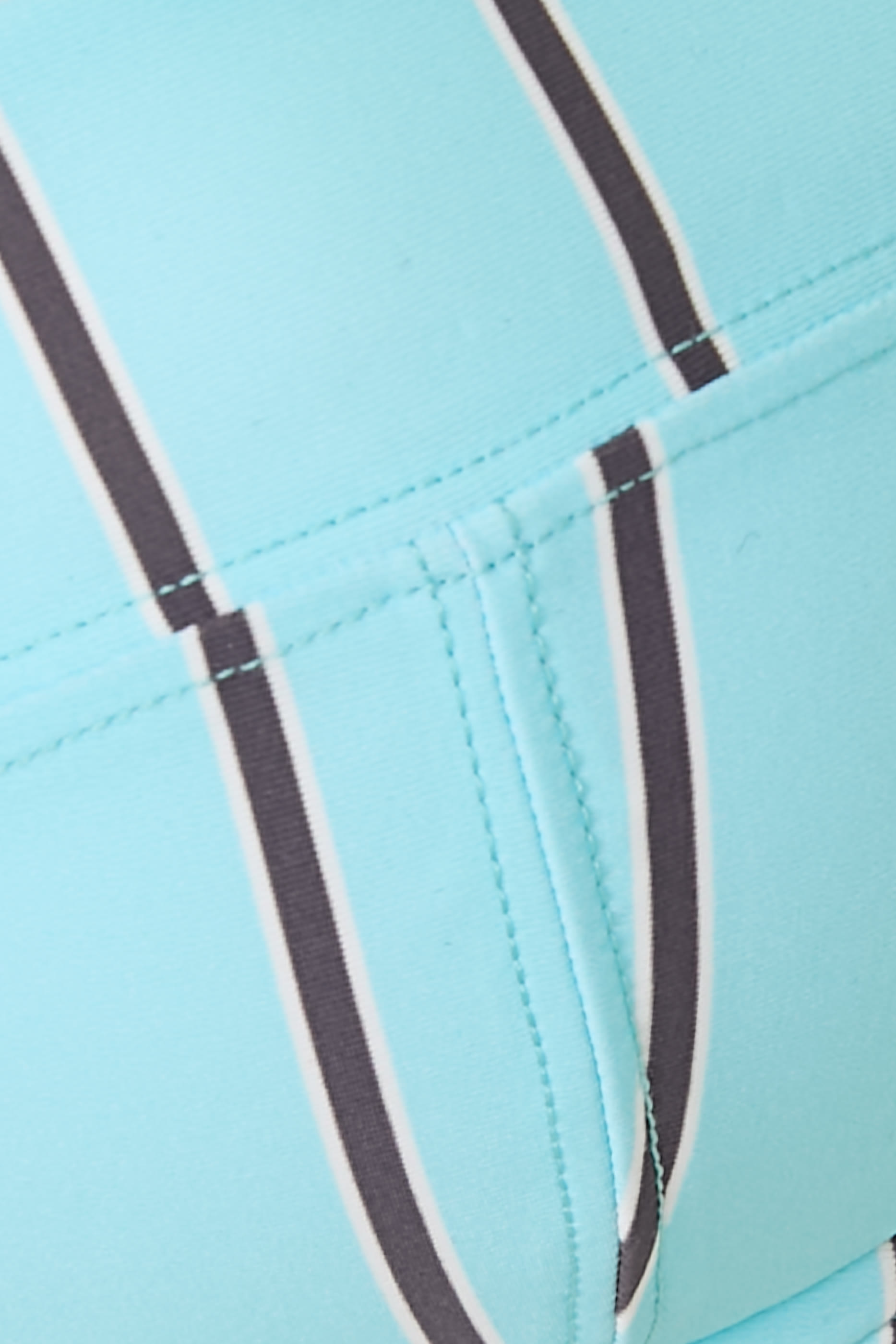 قطعة بيكيني علوية جو بالكونيت