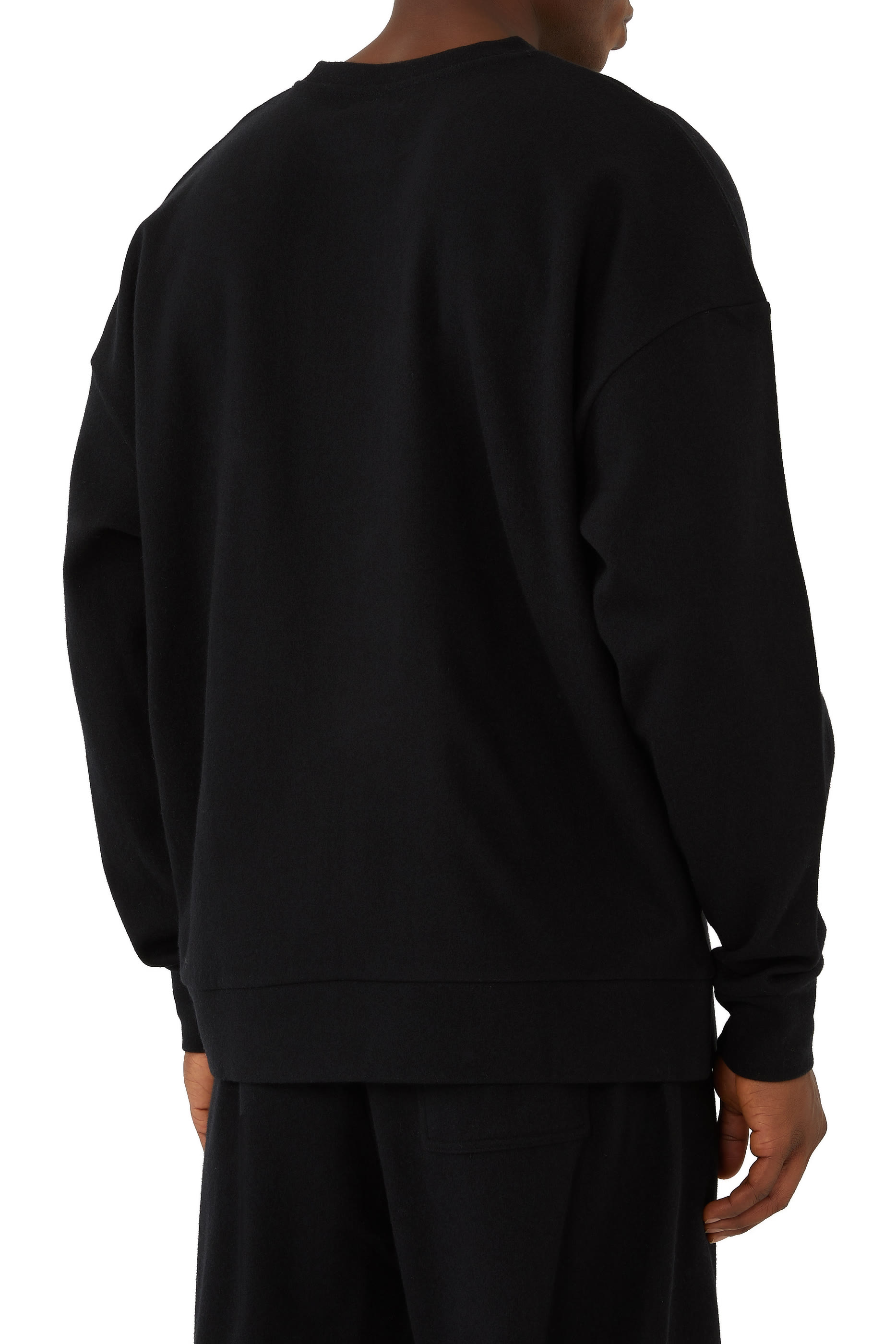 كنزة صوف جرسيه معاد تدويره بقصة فضفاضة