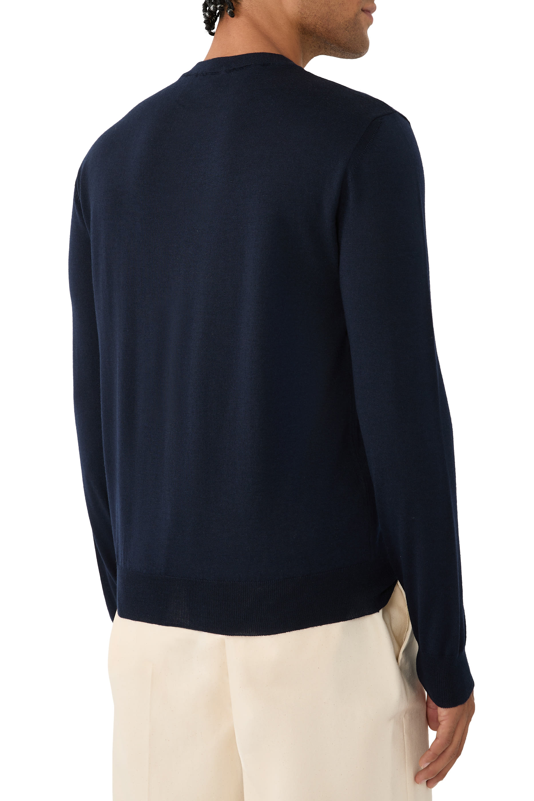 سترة بشعار حرف الماركة