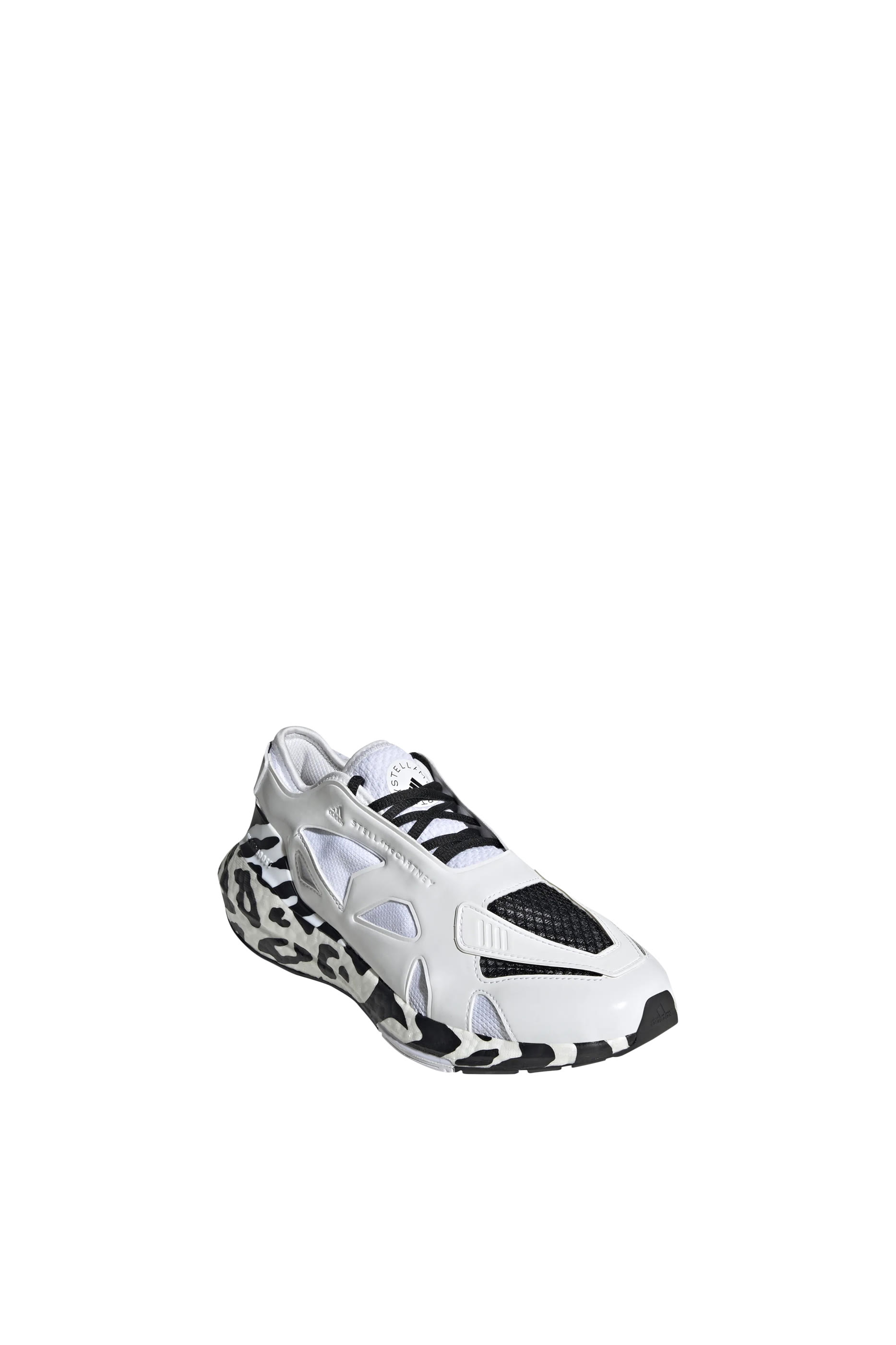 سنيكرز ألترا بوست 22 بنمط جرافيكي