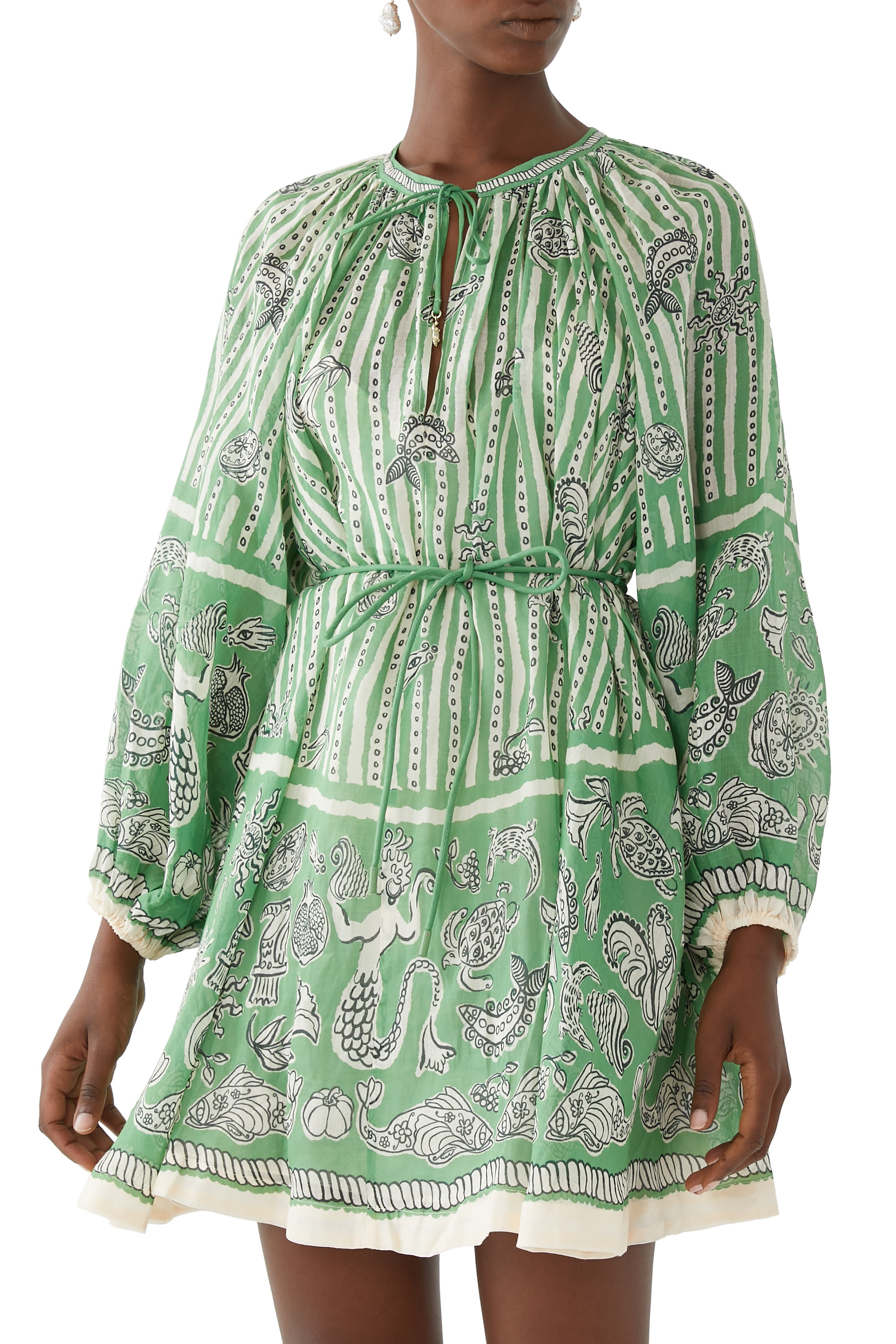 فستان لولا بقصة قصيرة