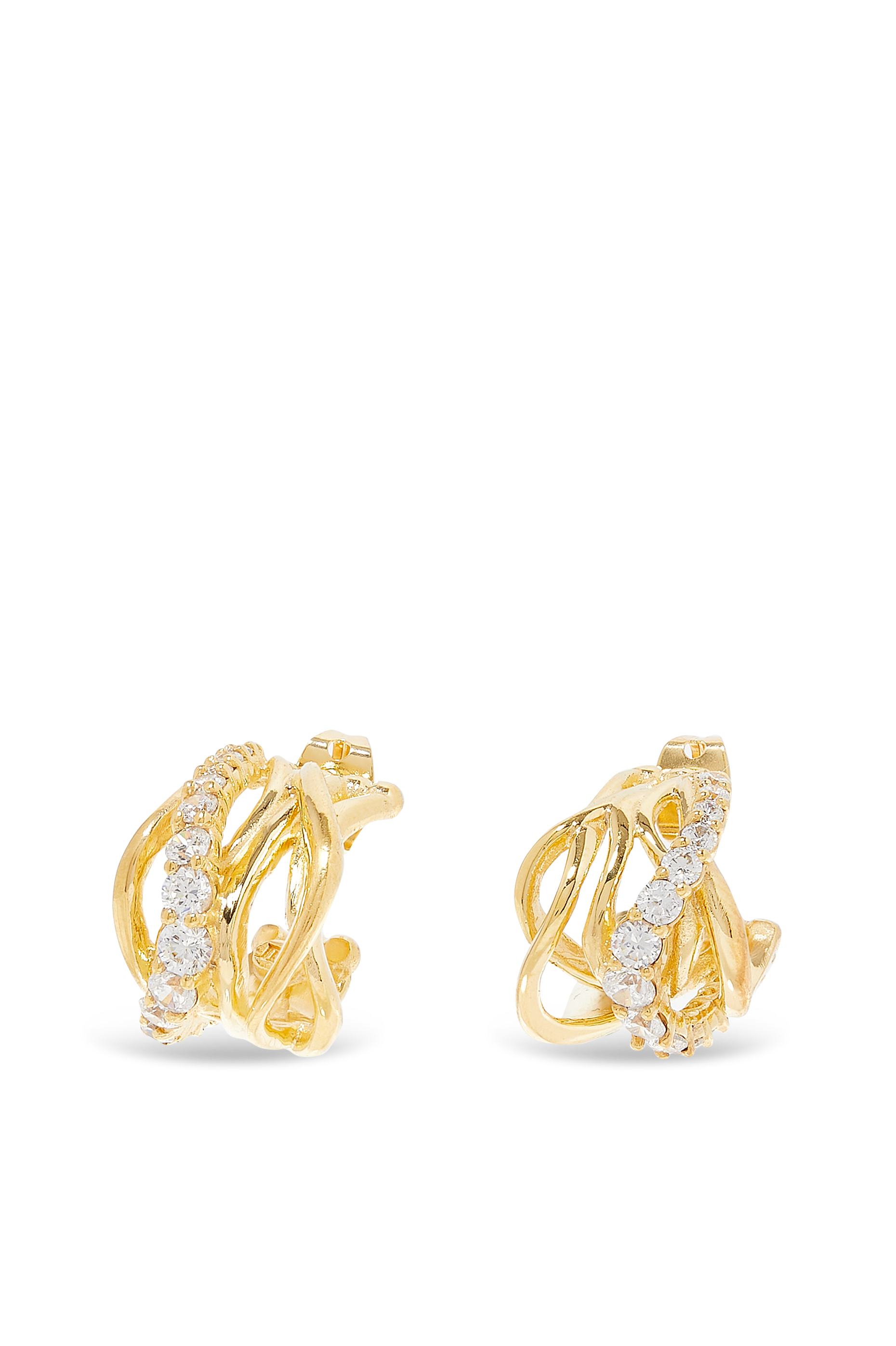 أقراط دائرية ويف متنوعة