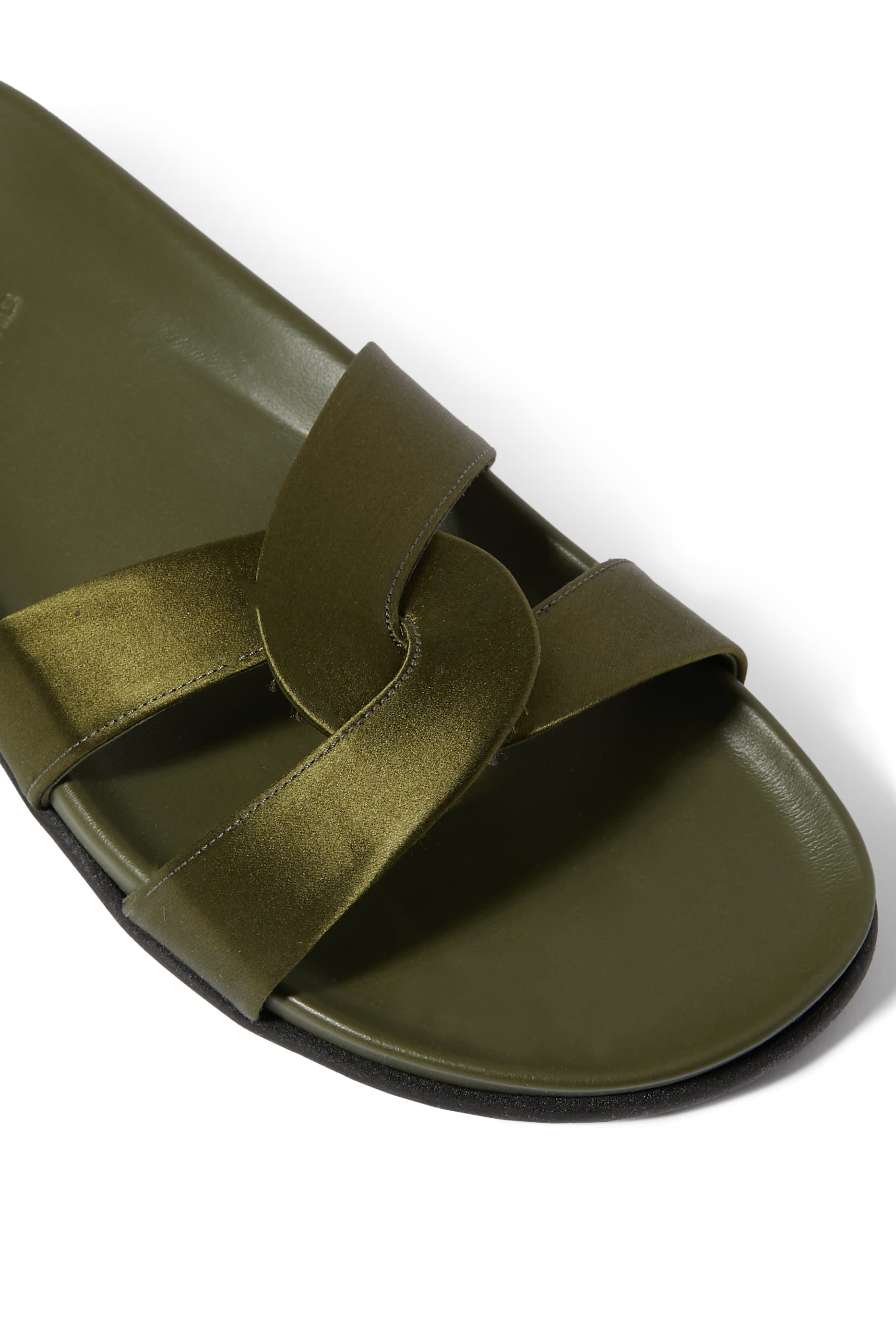 حذاء خفيف ديموس بنعل مسطح