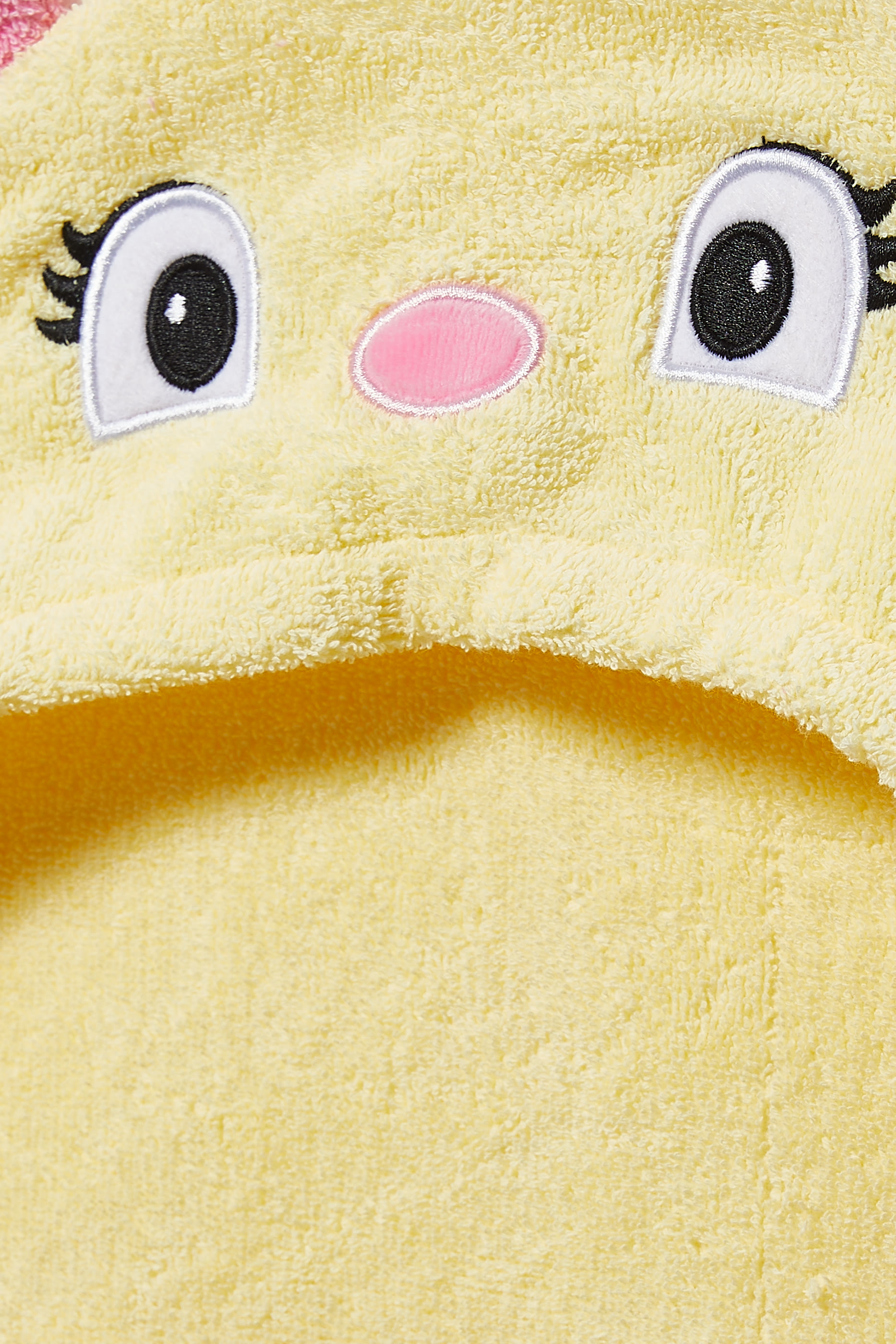 منشفة بغطاء للرأس بتصميم فراشة