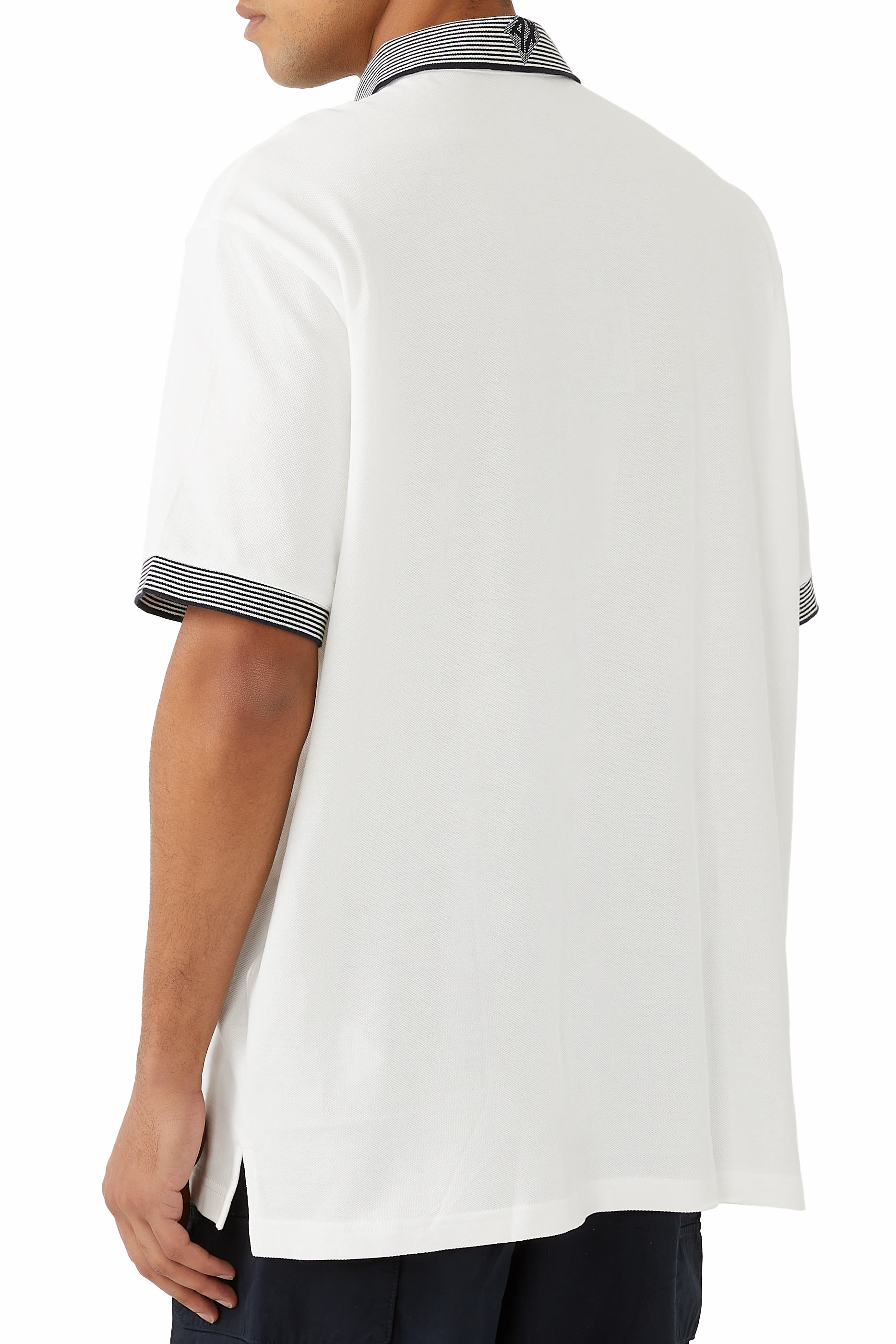 قميص بولو  بأكمام قصيرة