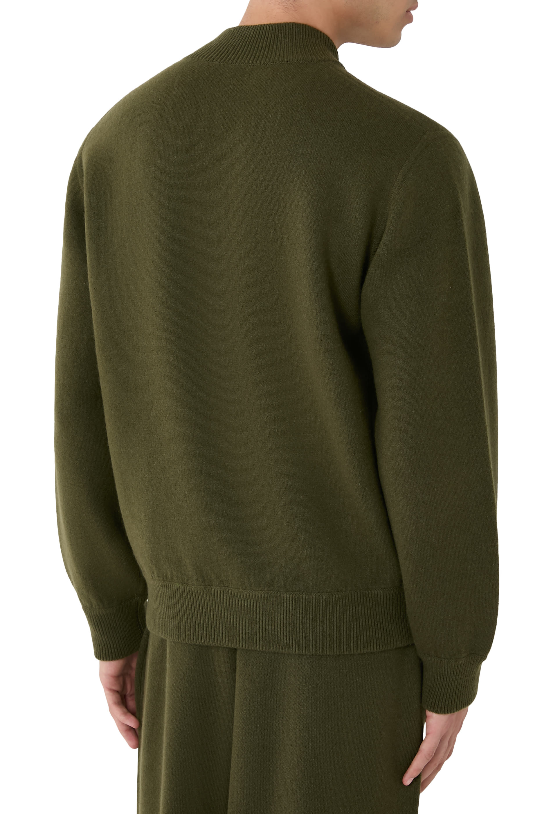 سويت شيرت مستر سيلفا