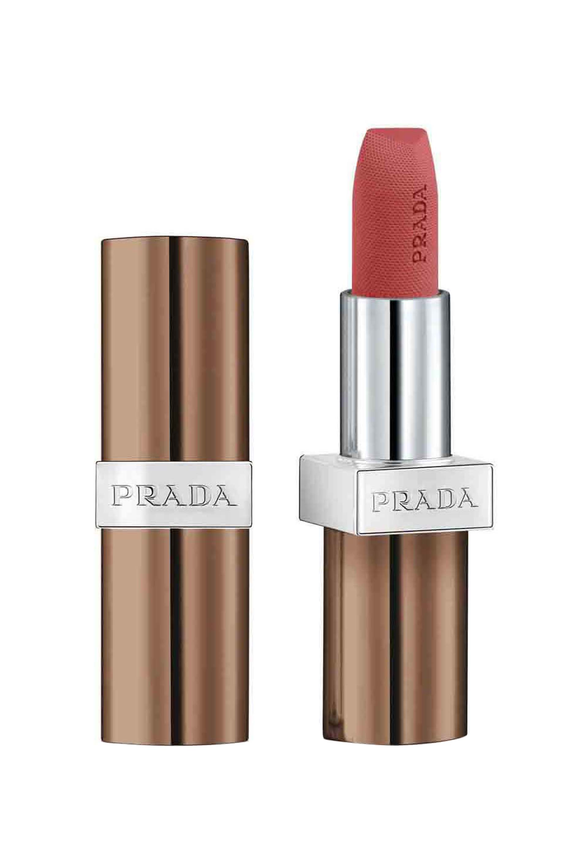 أحمر شفاه ناعم غير لامع مونوكروم