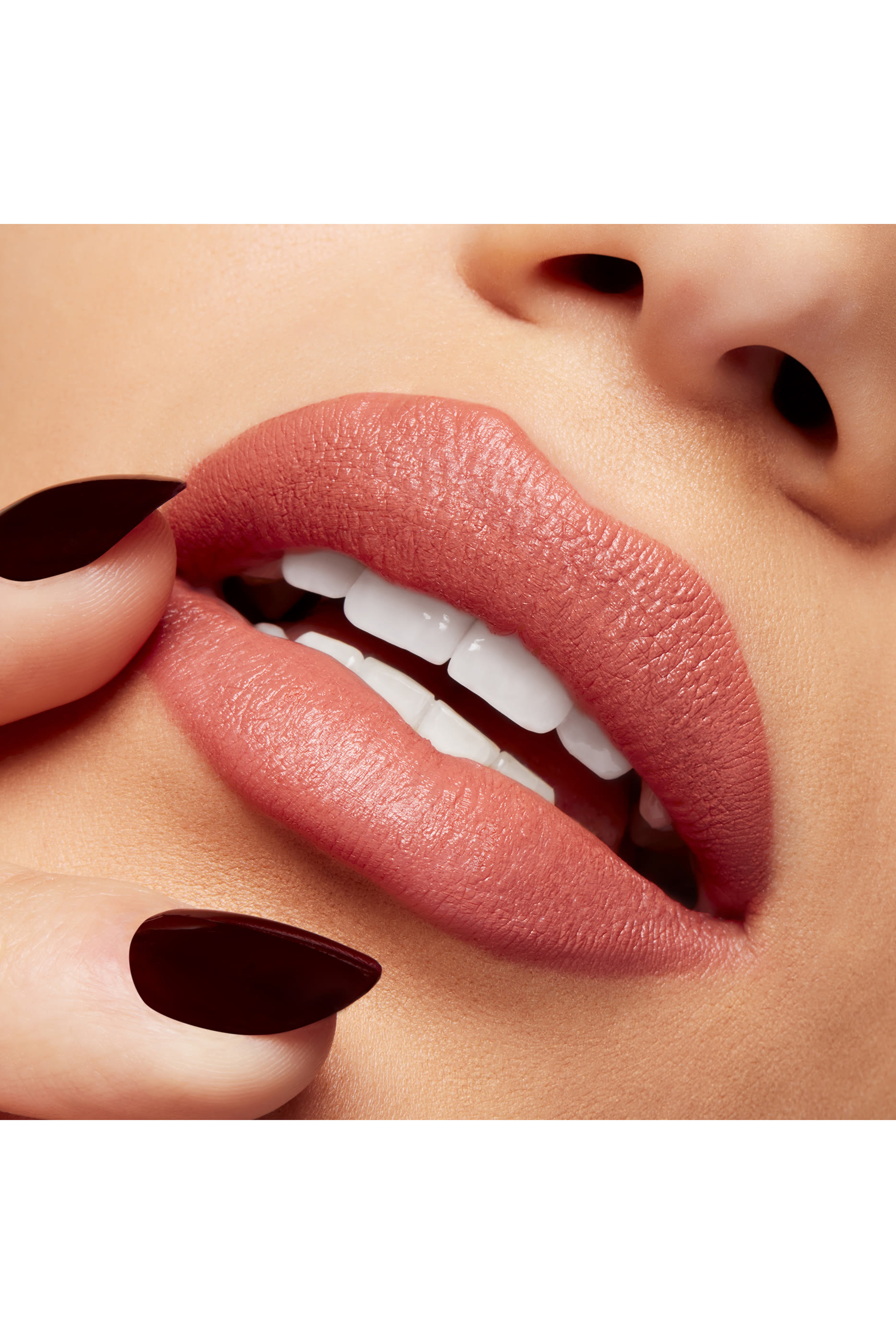 أحمر شفاه باودر كيس فيلفيت بلور سليم ستيك