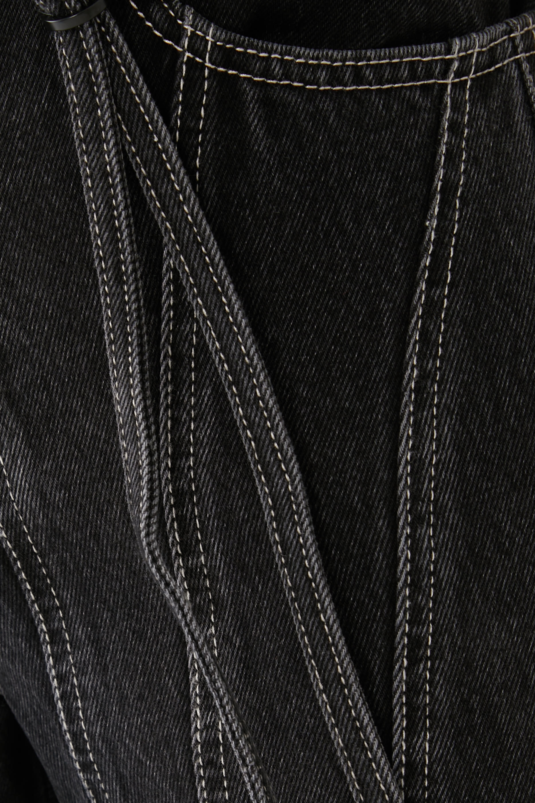 بنطال جينز ايجلتون