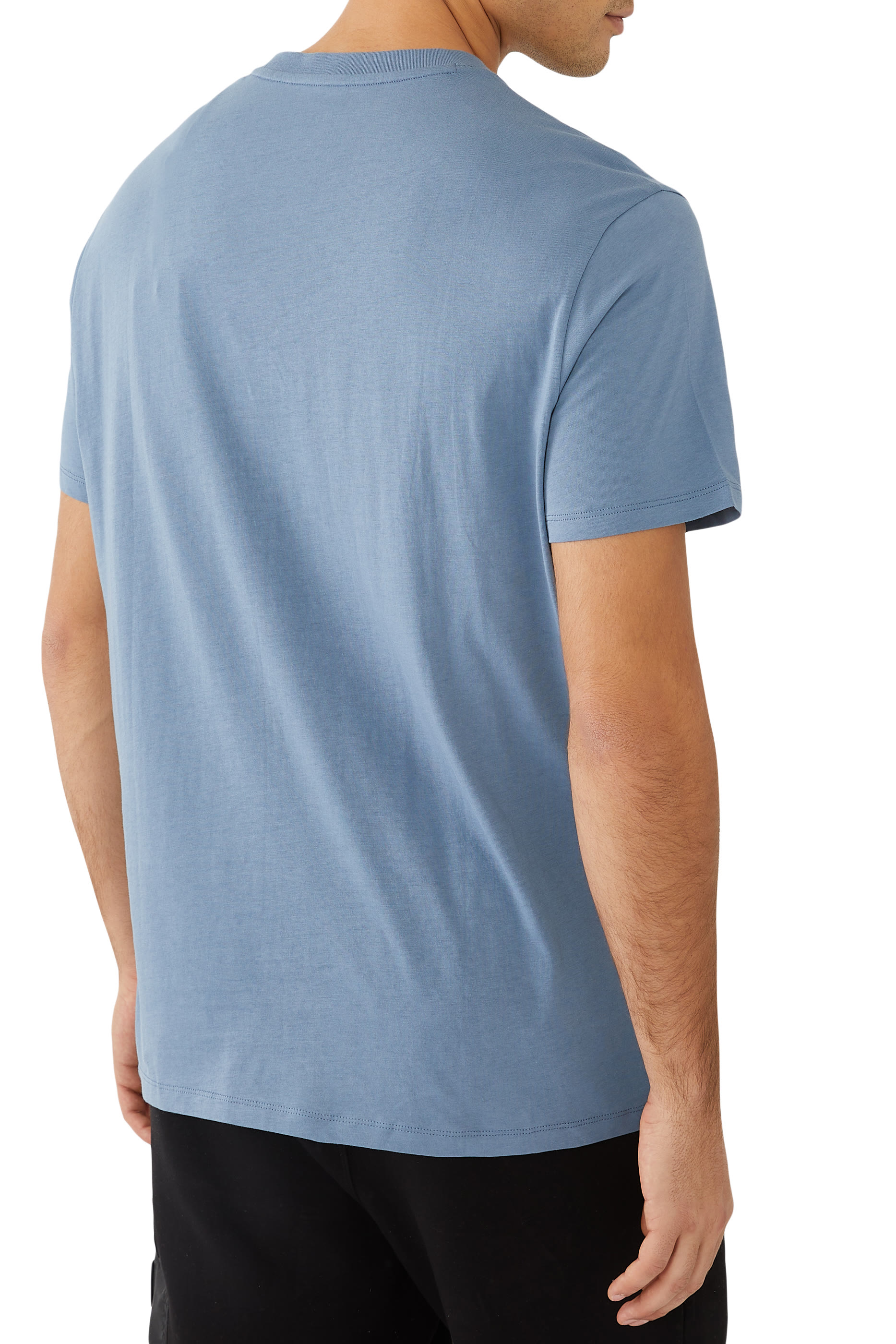 تيشيرت بشعار الماركة