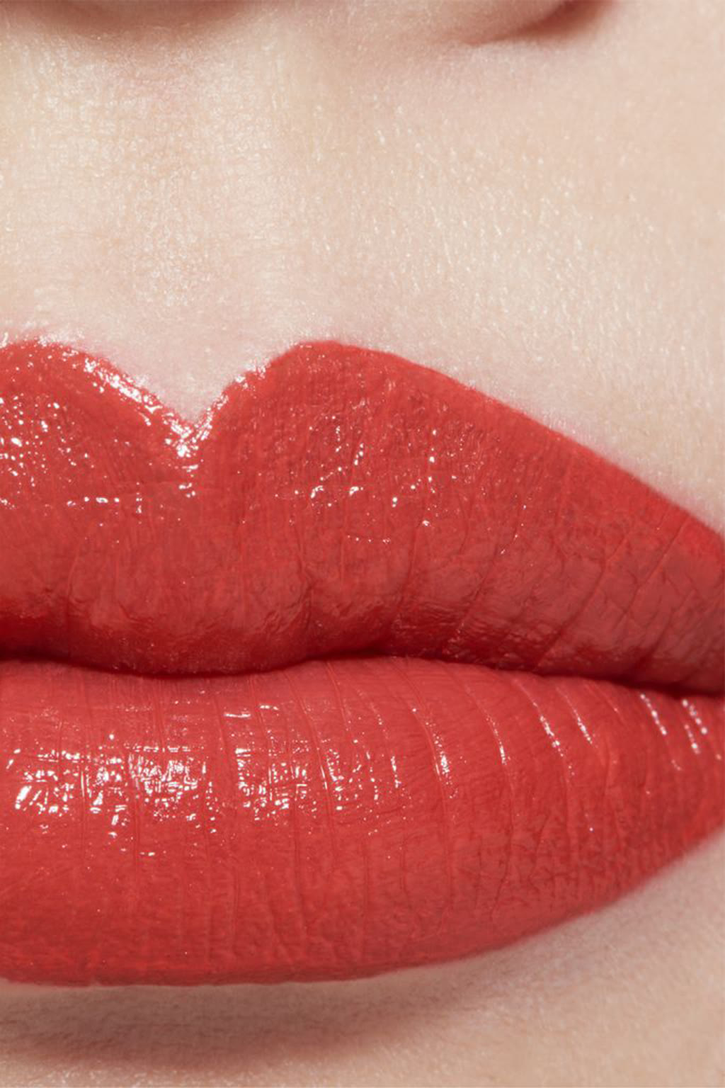 مرطِّب و ملون للشفاه ROUGE ALLURE