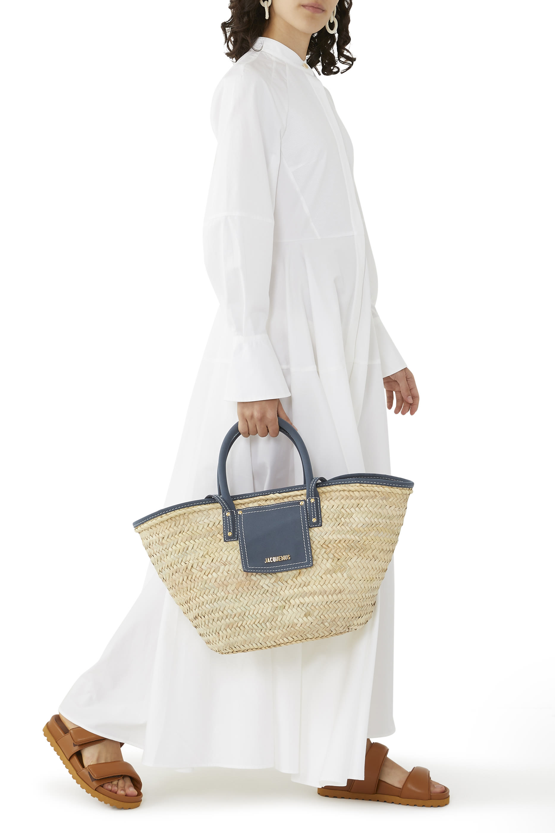 صندل مبطن بنعل مسطح جلد