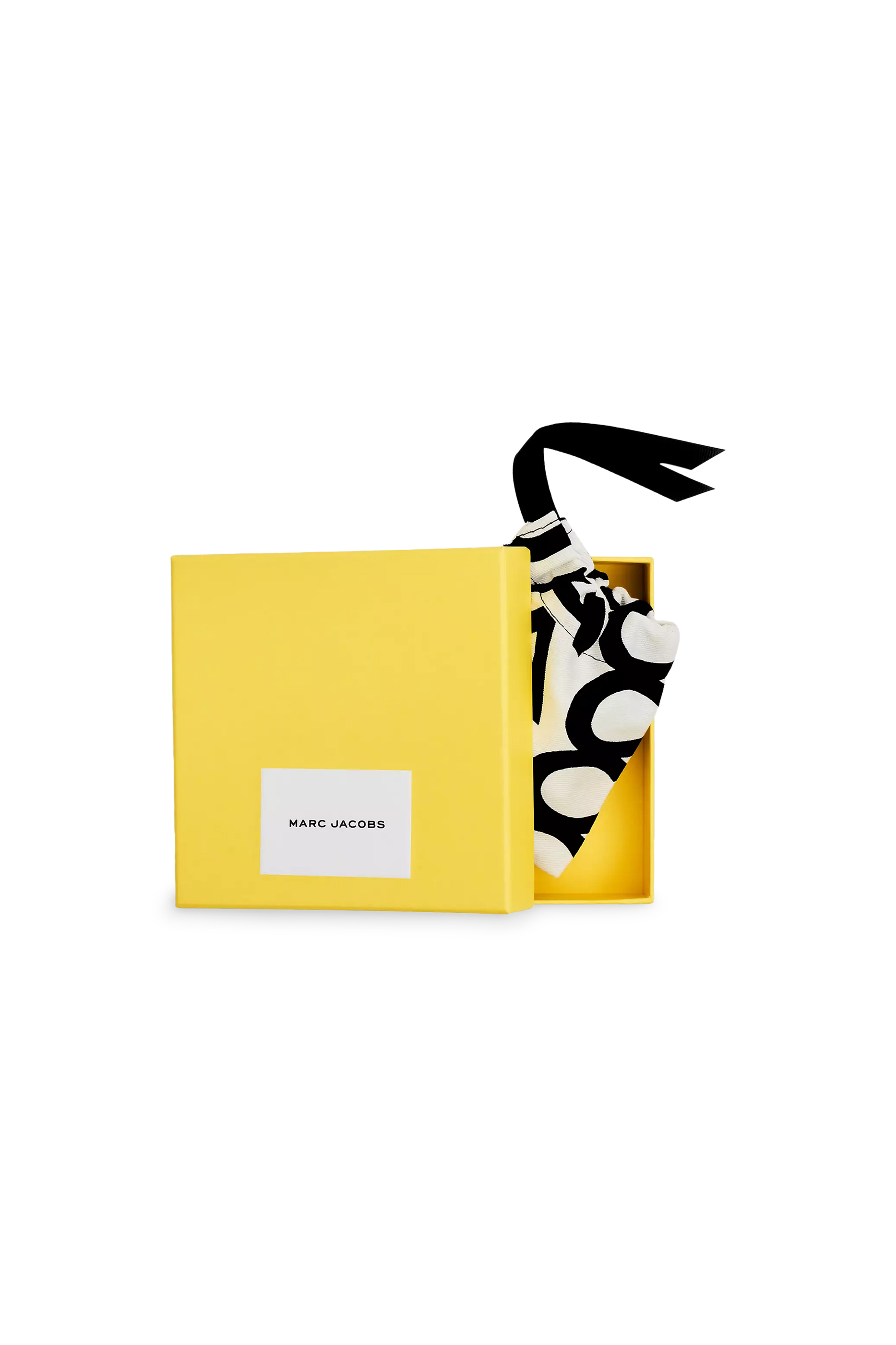 أقراط بتصميم حقيبة يد