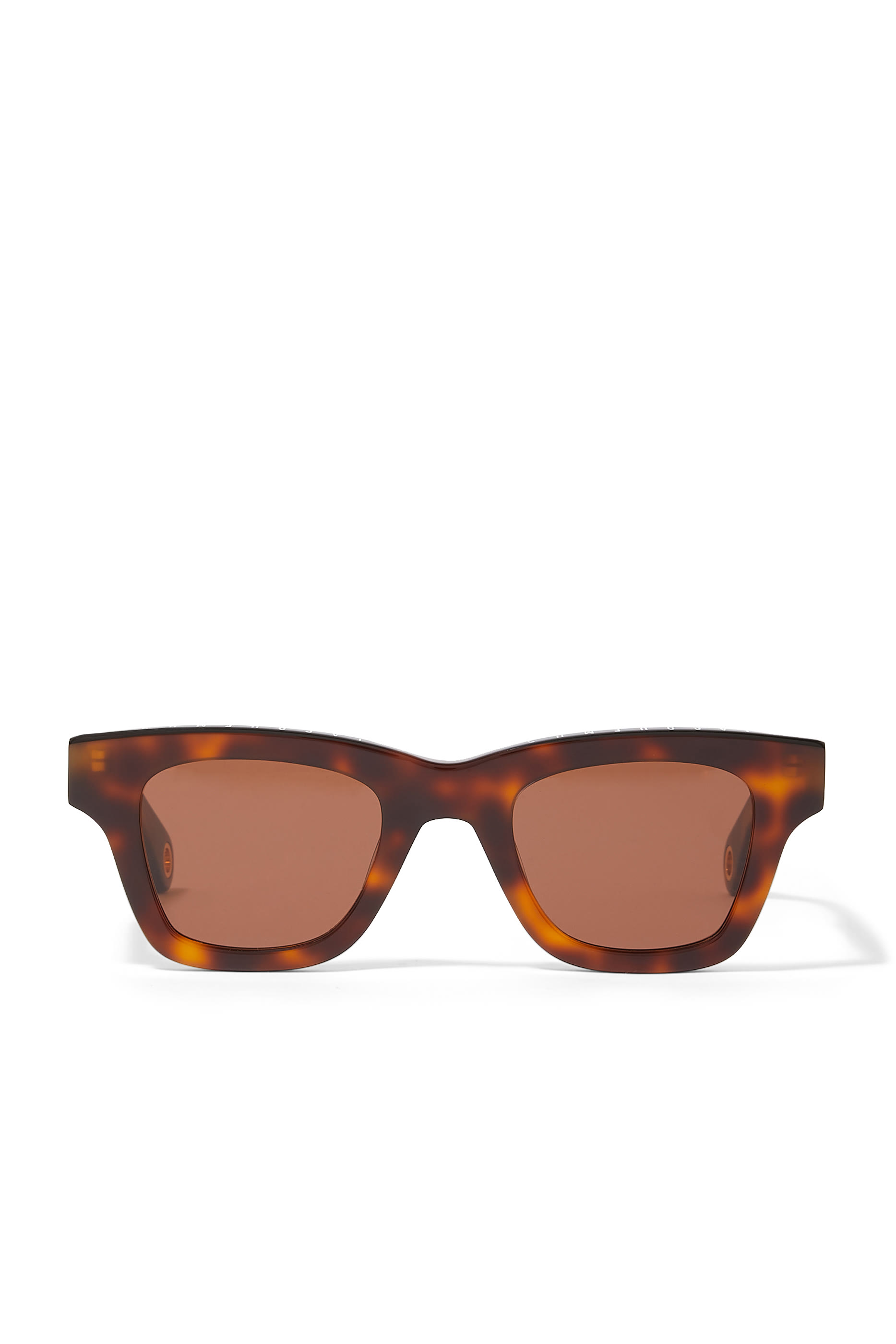 نظارة شمسية نوسيو